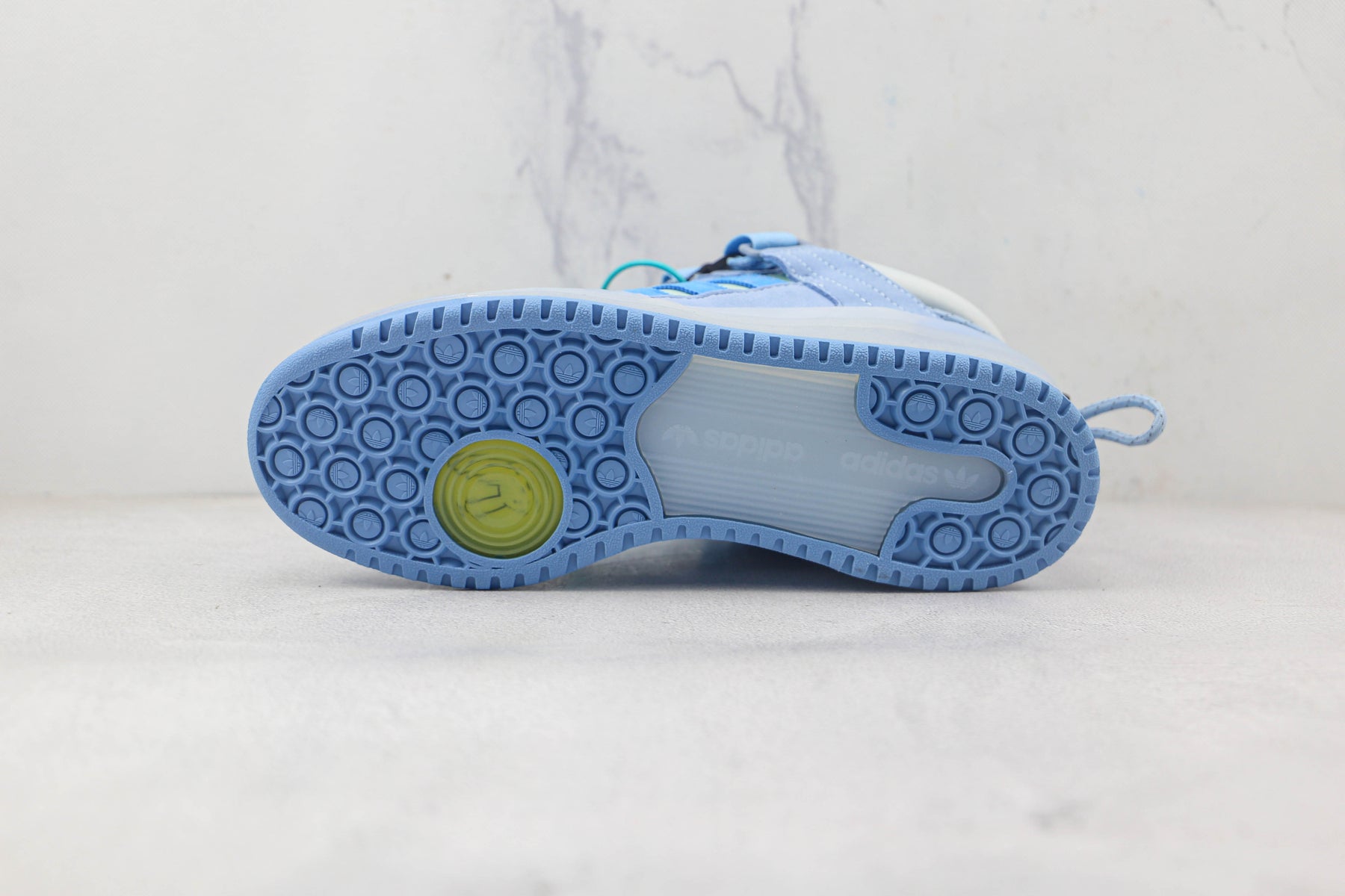 Adidas Bad Bunny Blue Tint - Luxe Premium Brazil