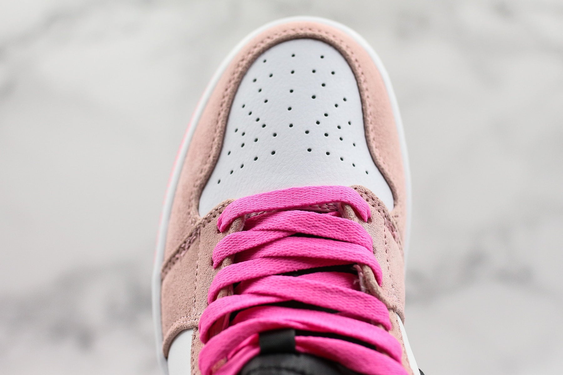Jordan 1 Mid Crimson Tint Luxe Premium Brazil