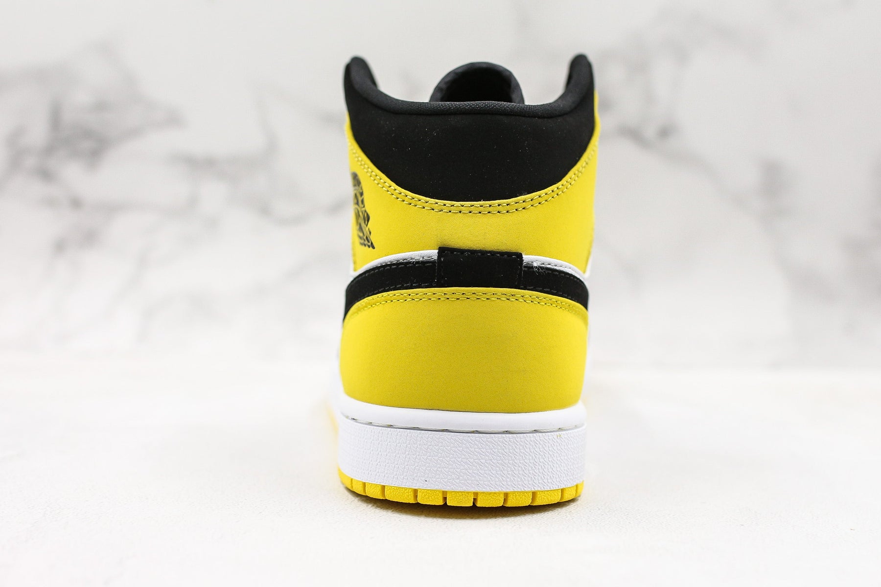 Jordan 1 Mid Yellow Toe Black - Luxe Premium Brazil