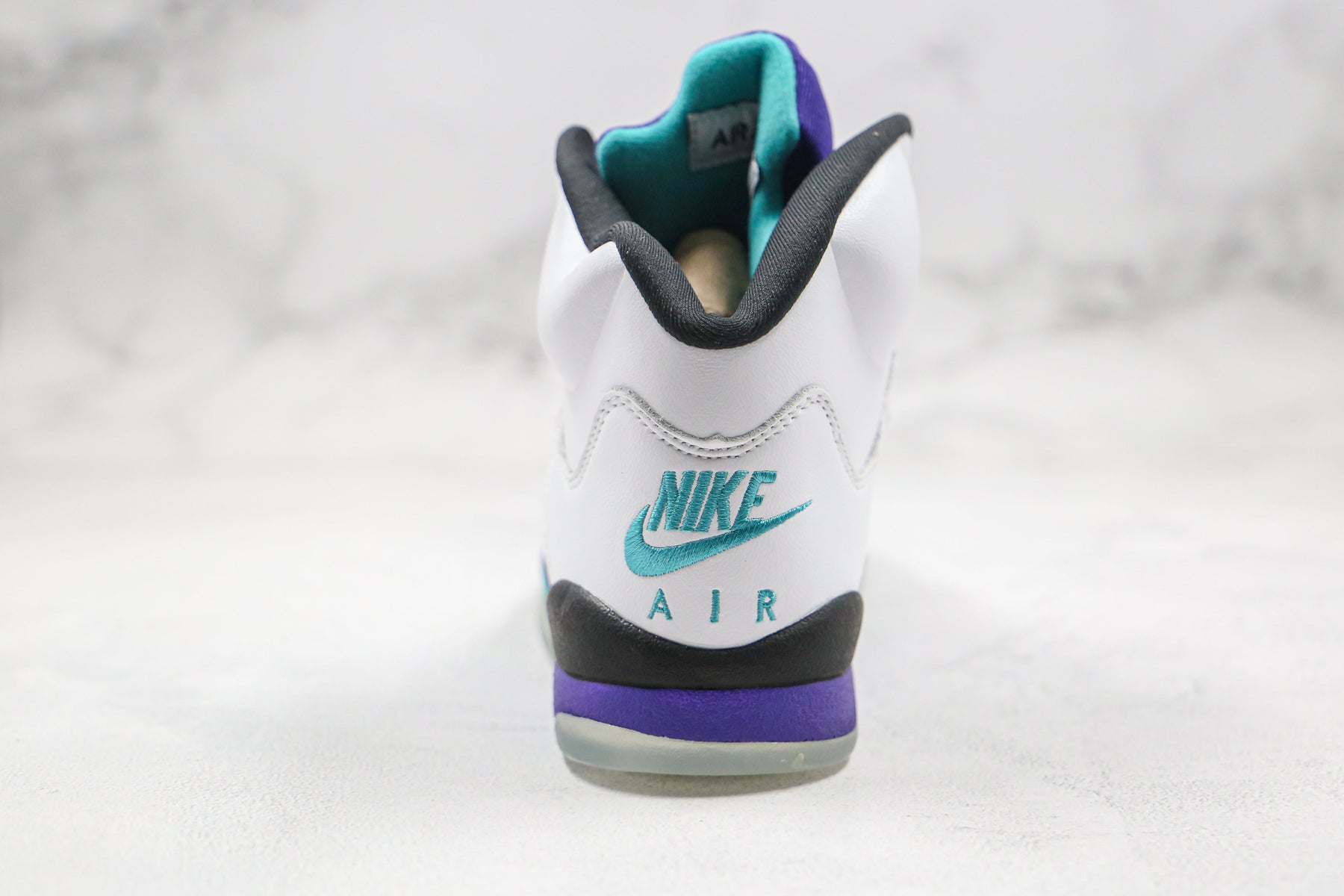 Jordan 5 Retro Grape Fresh Prince - Luxe Premium Brazil