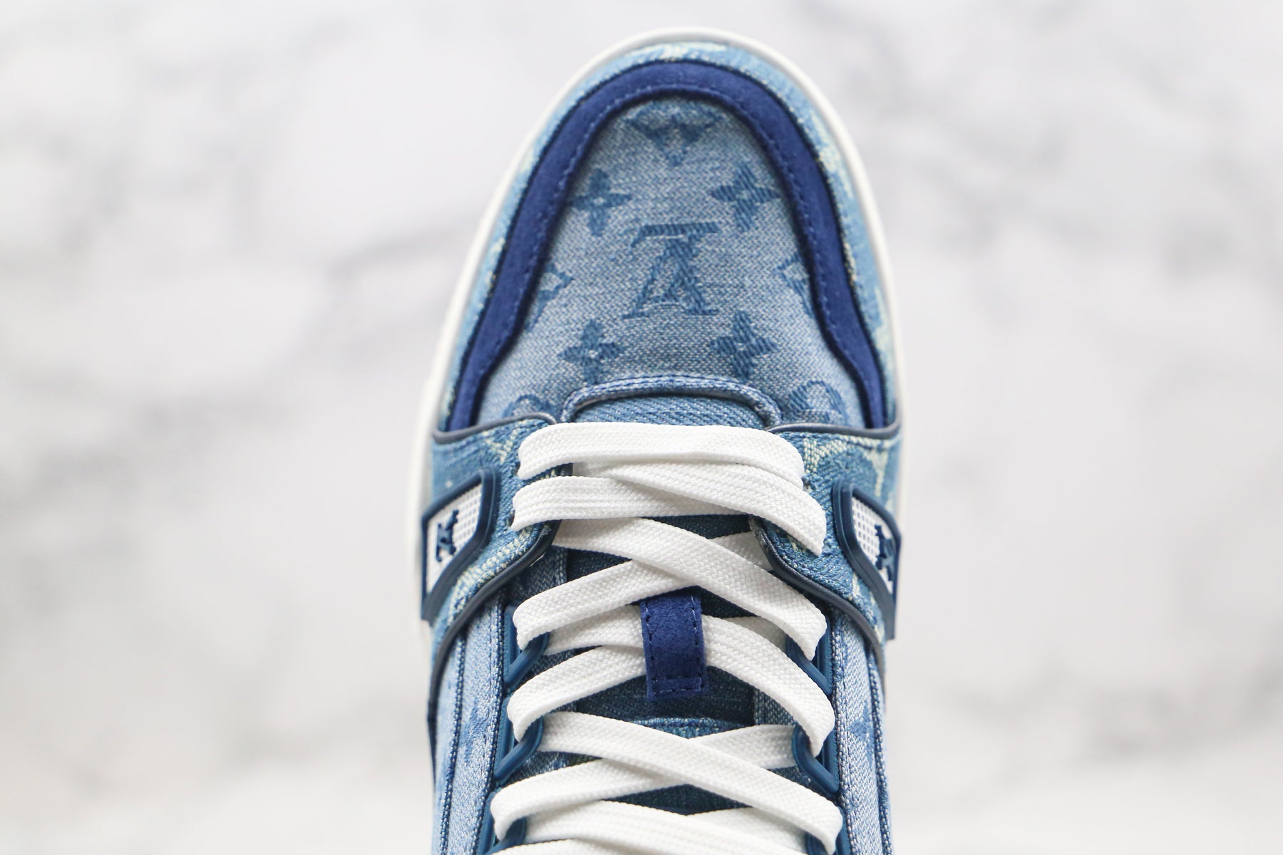 Louis Vuitton Trainer Sneaker Denim Monogram - Luxe Premium Brazil