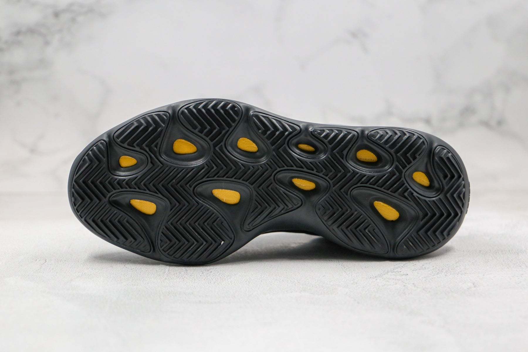 Adidas Yeezy Boost 700 V3 Alvah - Luxe Premium Brazil