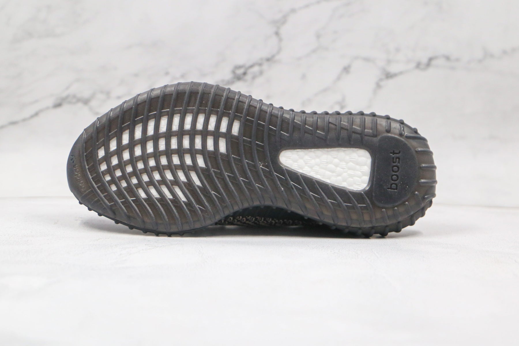 Adidas Yeezy Boost 350 V2 Yecheil (Non-Reflective) - Luxe Premium Brazil