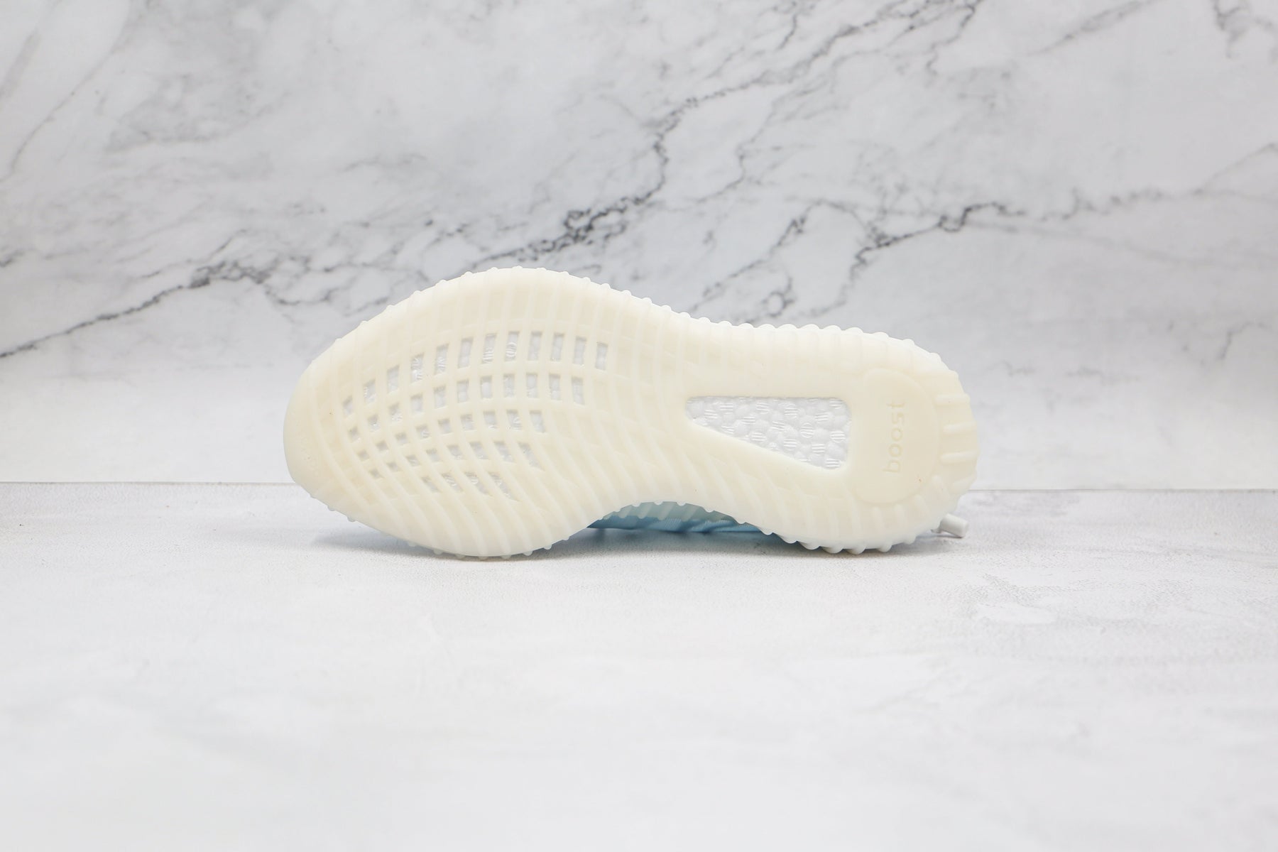 Adidas Yeezy Boost 350 V2 Mono Ice - Luxe Premium Brazil