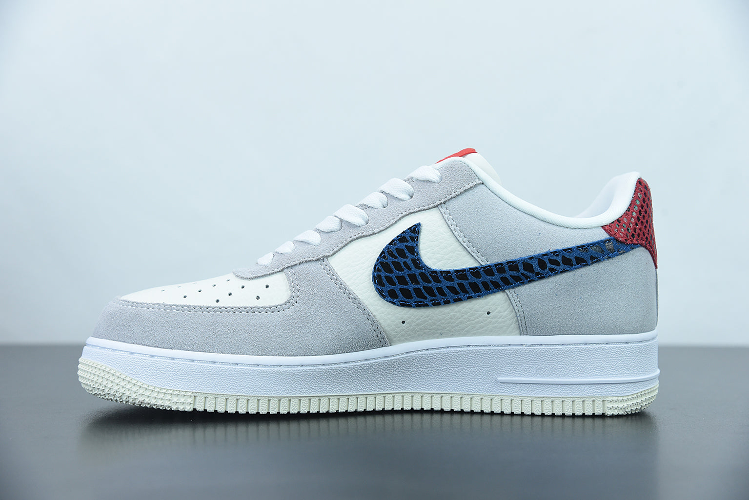 Nike Air Force 1 Low SP Undefeated 5 On It Dunk vs. AF1 My Store