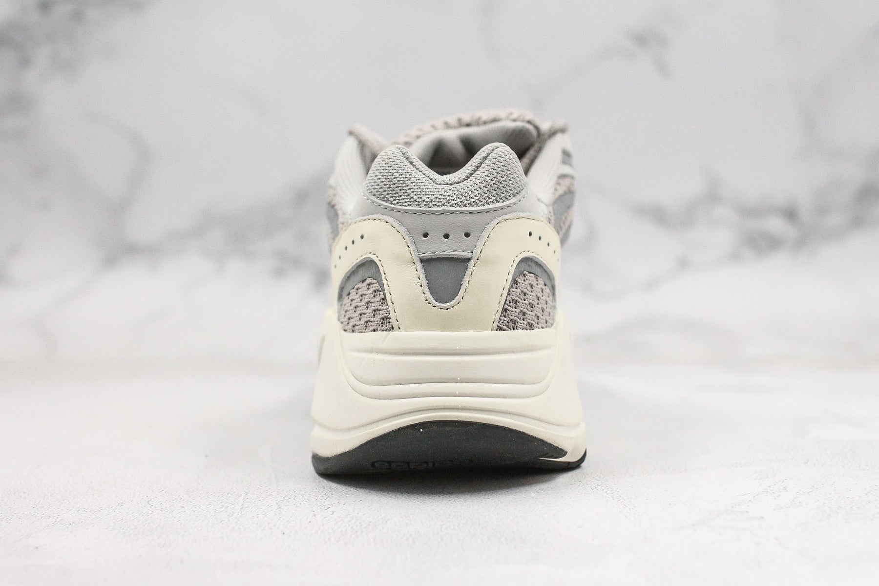 Adidas Yeezy Boost 700 V2 Static - Luxe Premium Brazil
