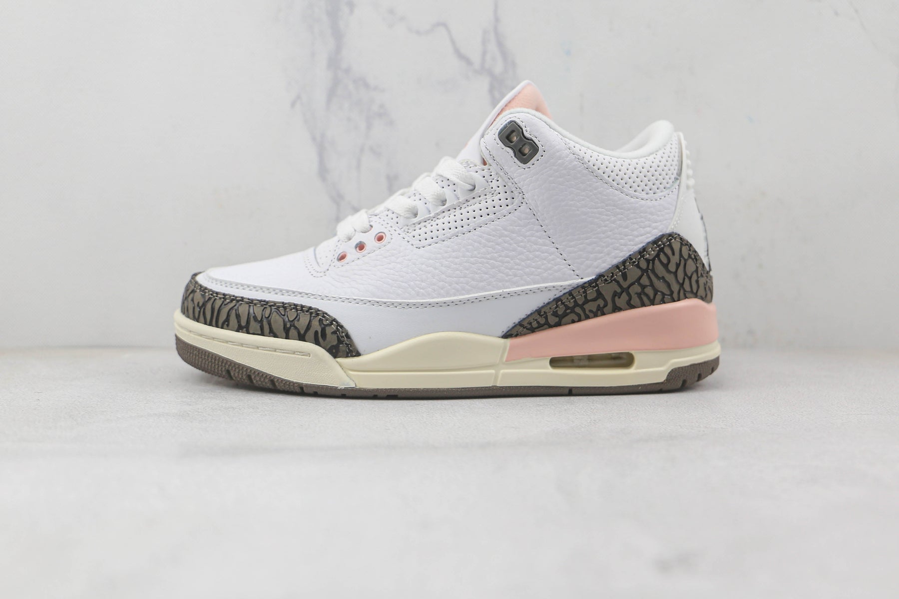 Jordan 3 Retro Neapolitan Dark Mocha - Luxe Premium Brazil
