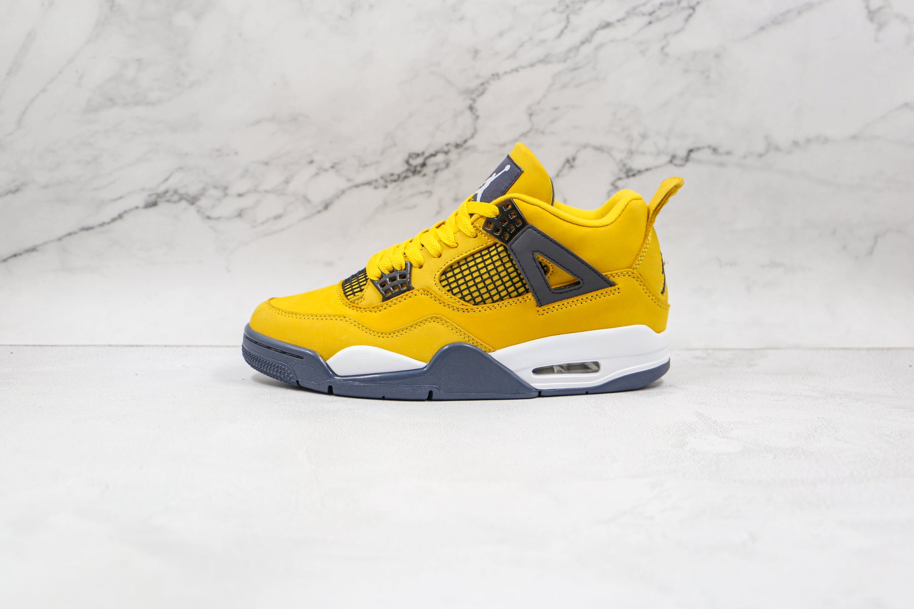 Jordan 4 Retro Lightning - Luxe Premium Brazil