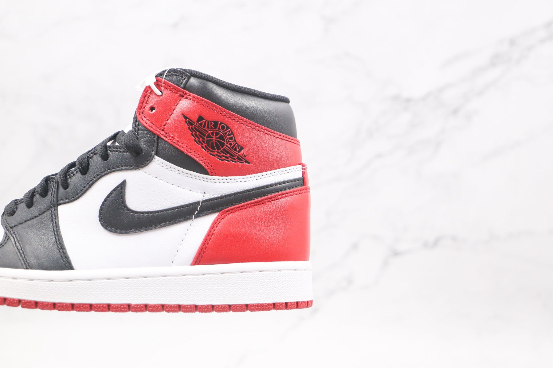 Jordan 1 Retro High Black Toe Luxe Premium Brazil