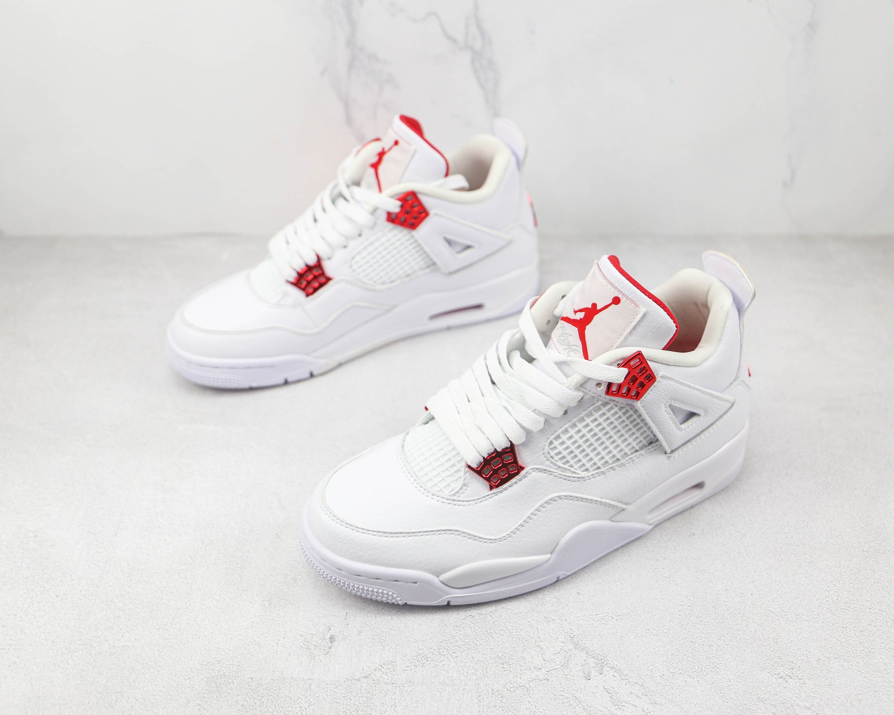 Jordan 4 Retro Metallic Red - Luxe Premium Brazil