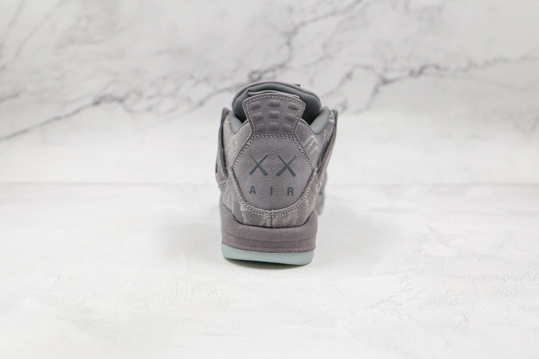Jordan 4 Retro Kaws - Luxe Premium Brazil