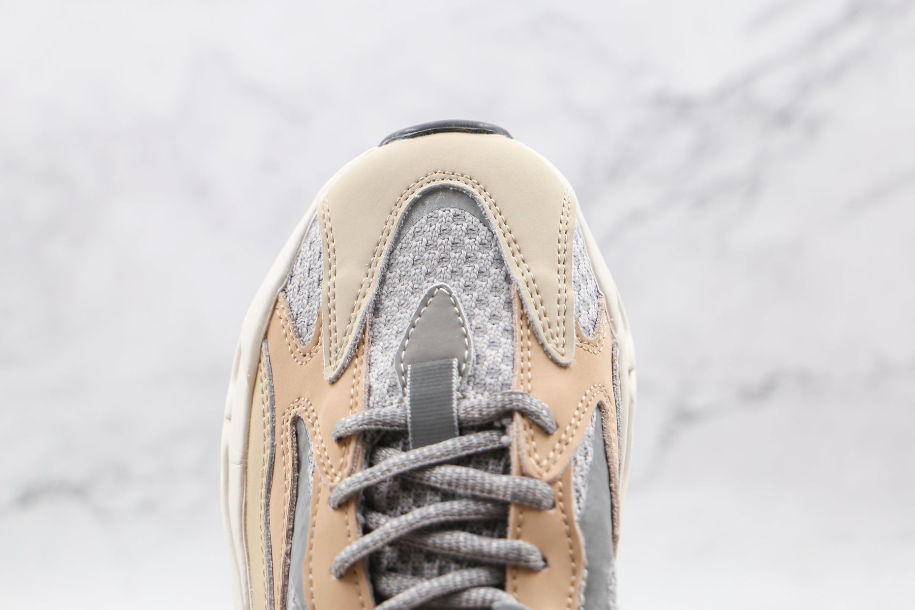 Adidas Yeezy Boost 700 V2 Cream - Luxe Premium Brazil