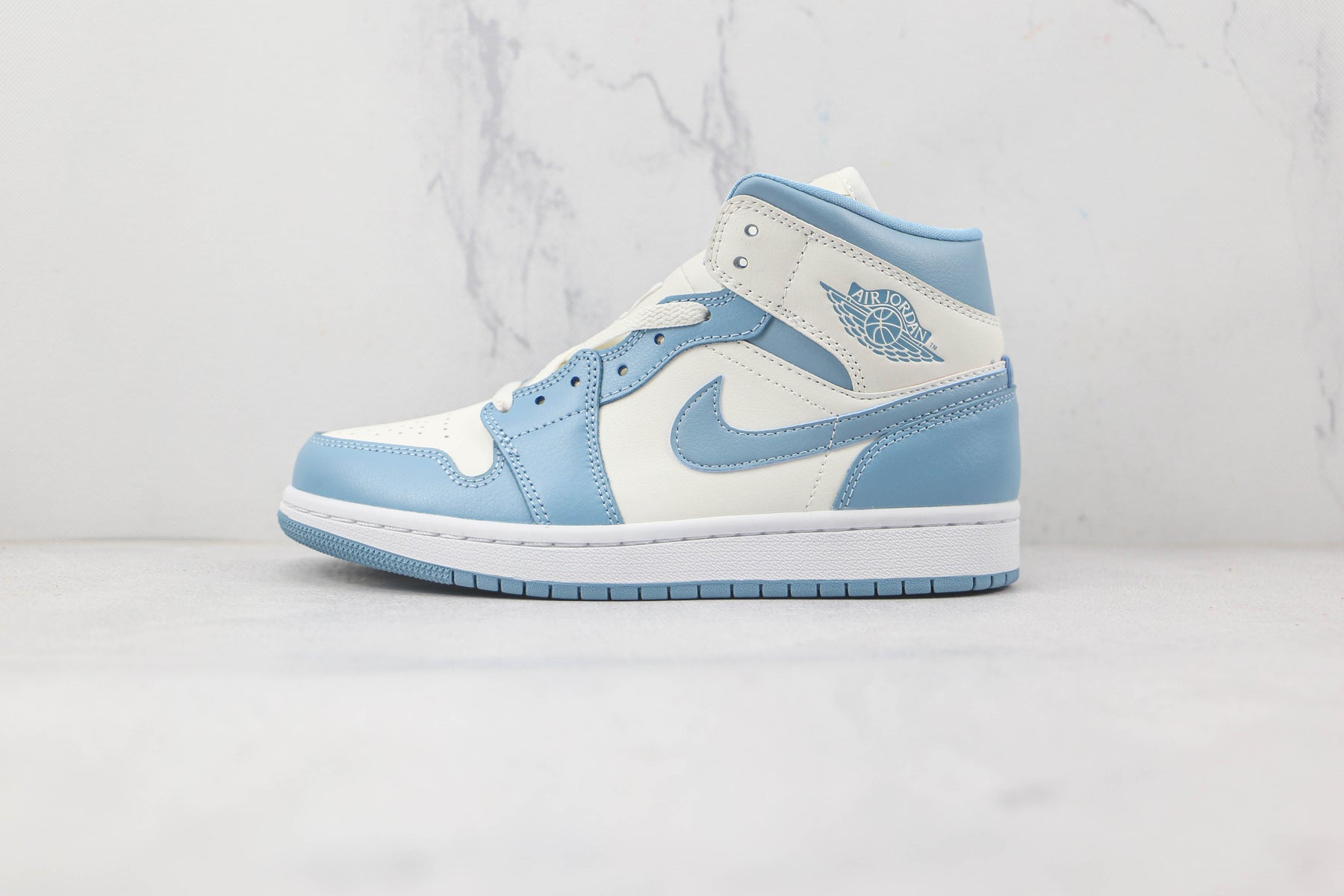 Jordan 1 Mid UNC - Luxe Premium Brazil