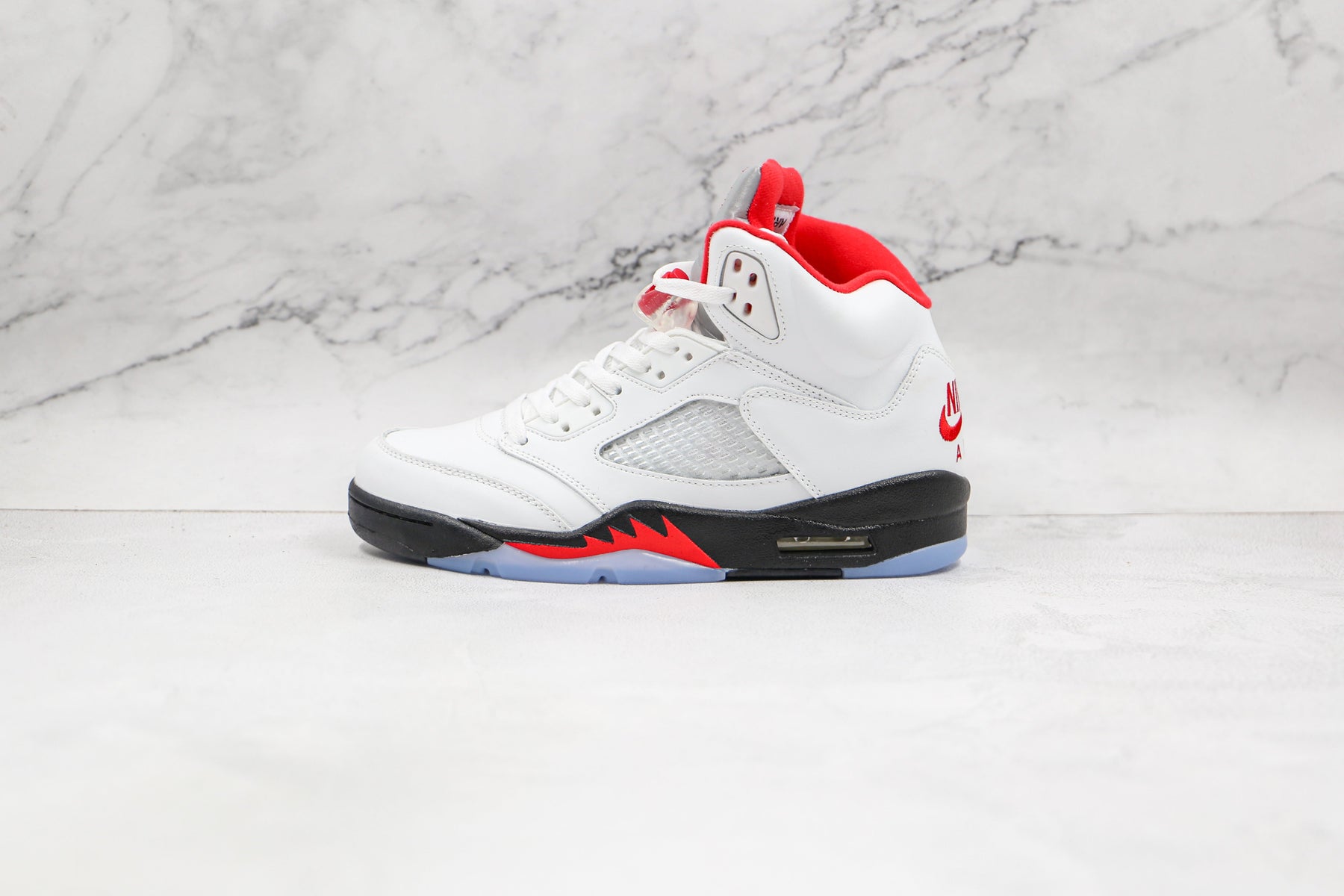 Jordan 5 Retro Fire Red Silver Tongue - Luxe Premium Brazil