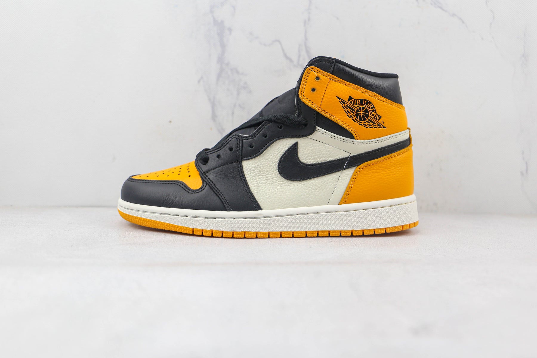Jordan 1 Retro High Taxi Yellow Toe Luxe Premium Brazil
