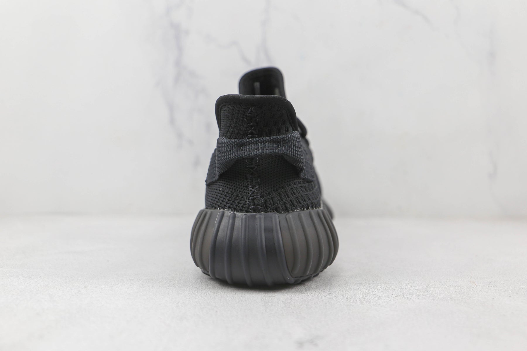 Adidas Yeezy Boost 350 V2 Onyx - Luxe Premium Brazil