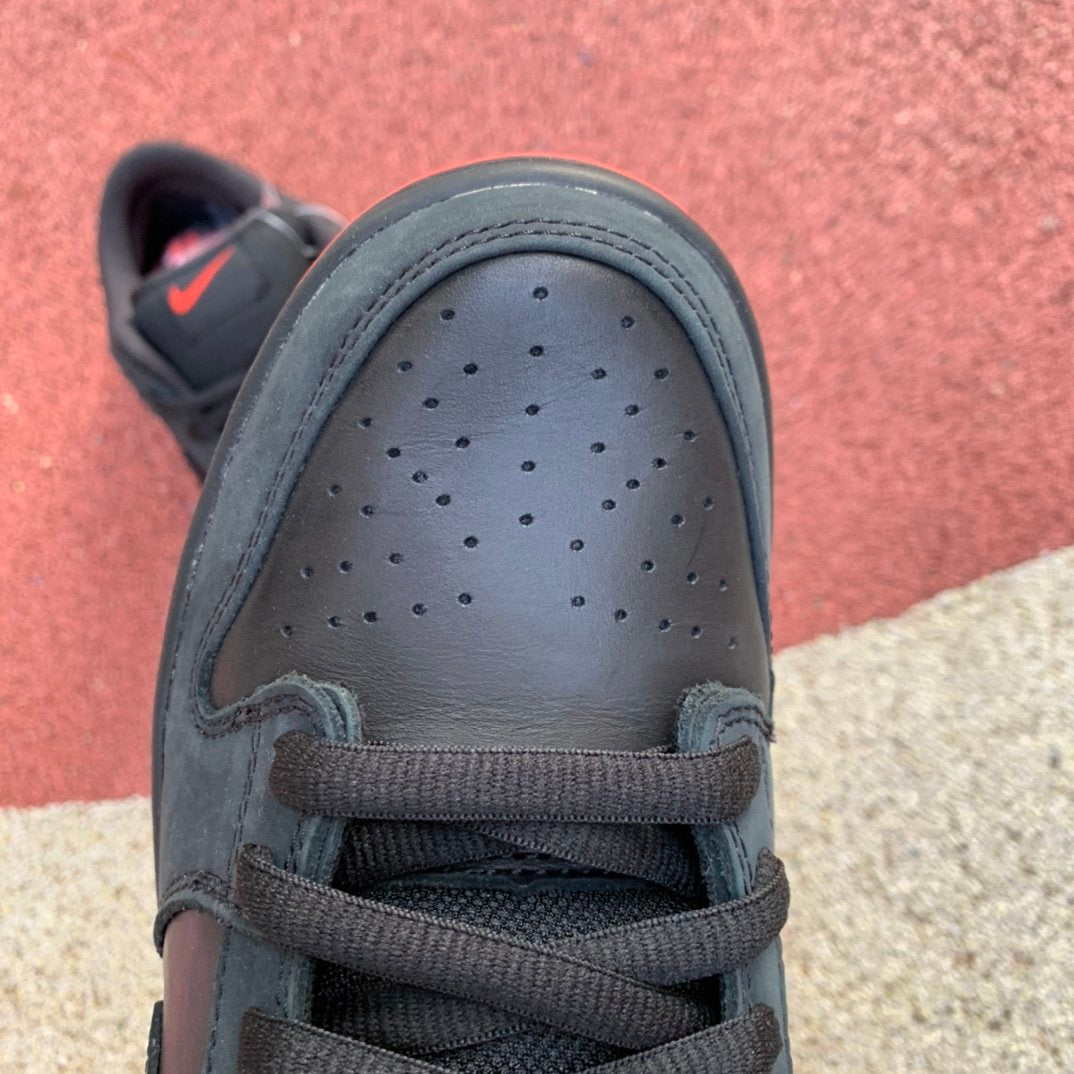 Nike SB Dunk Low Black Pigeon My Store
