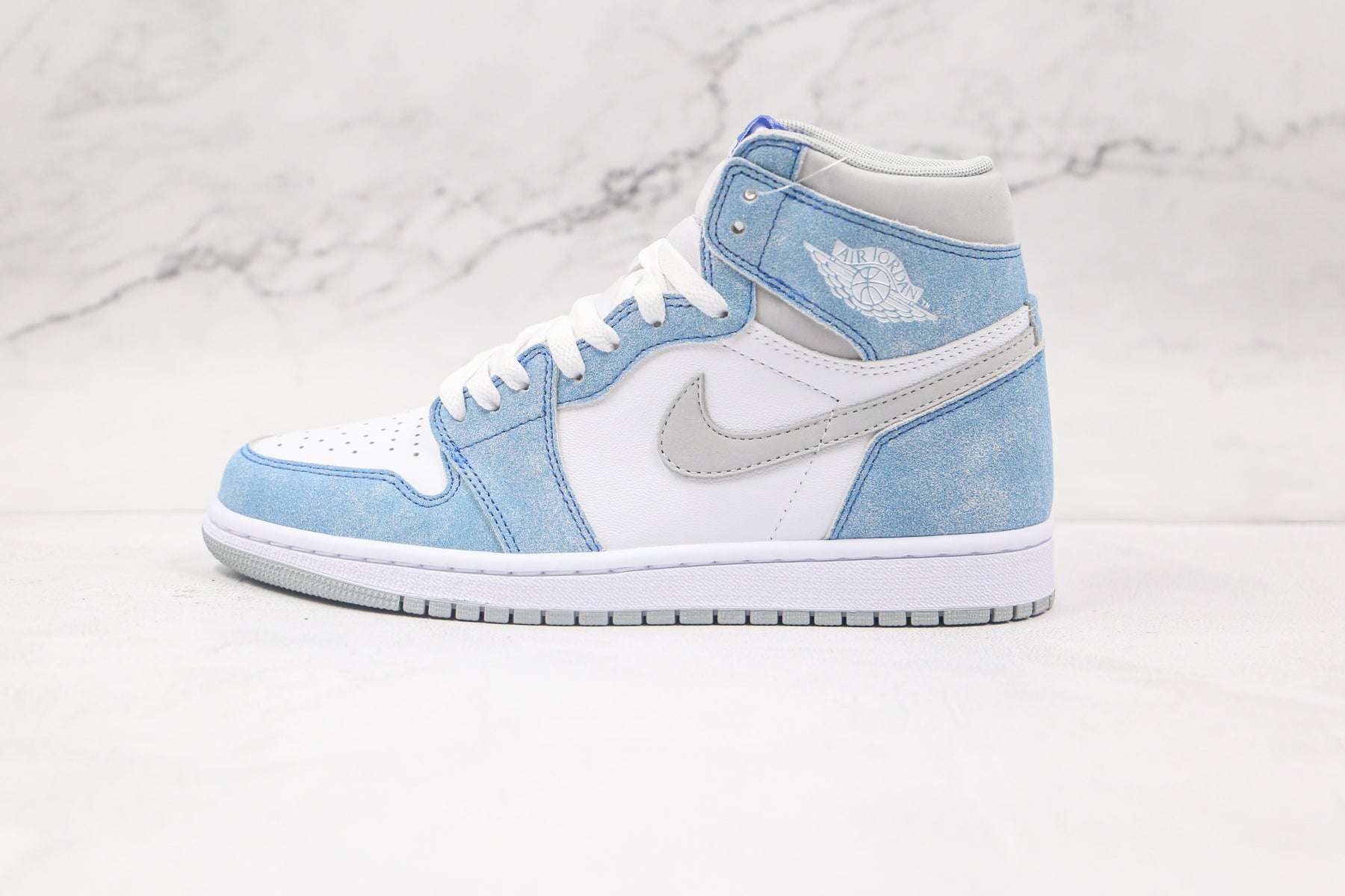 Jordan 1 Retro High Hyper Royal Smoke Grey Luxe Premium Brazil
