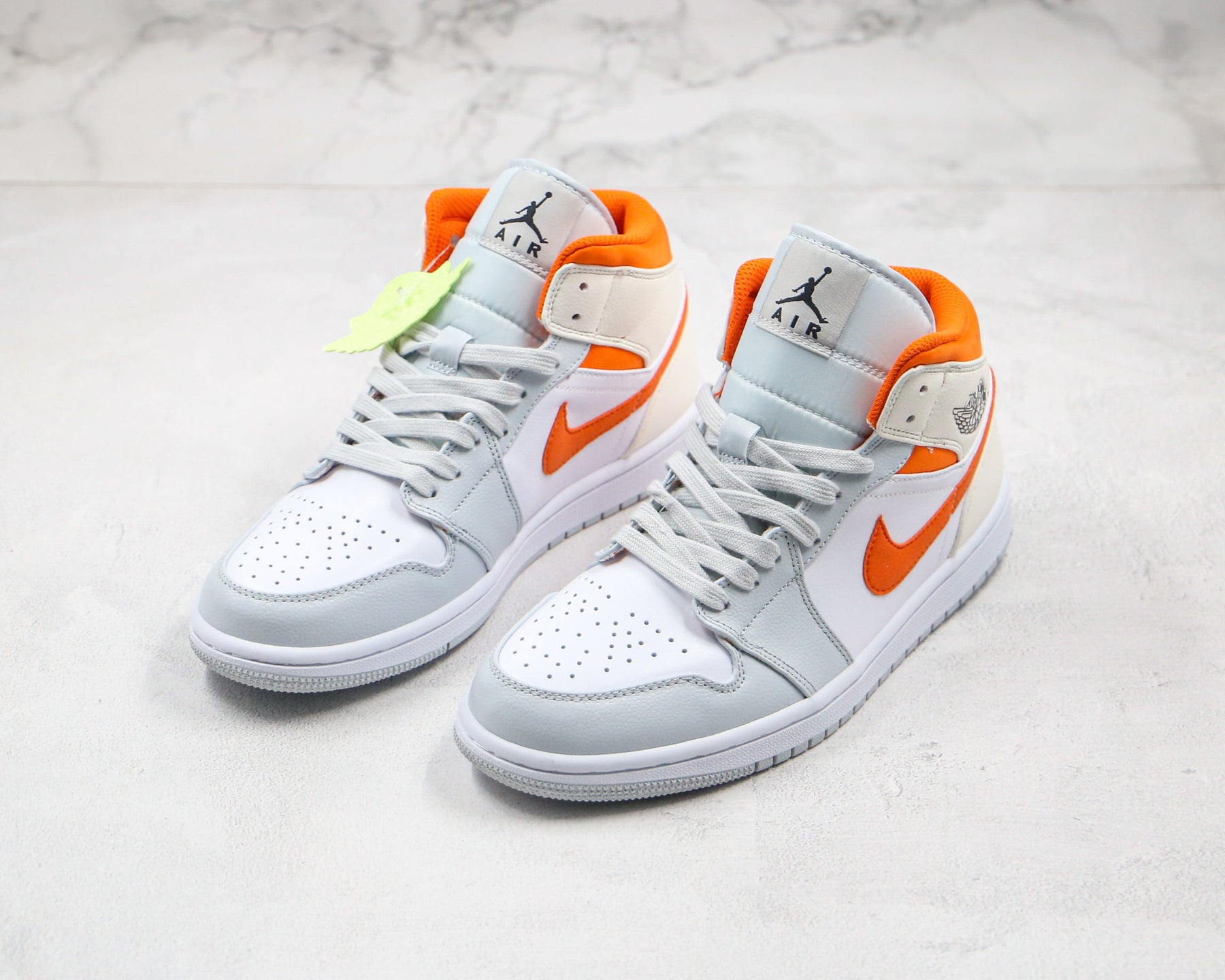 Jordan 1 Mid Starfish Pure Platinum - Luxe Premium Brazil