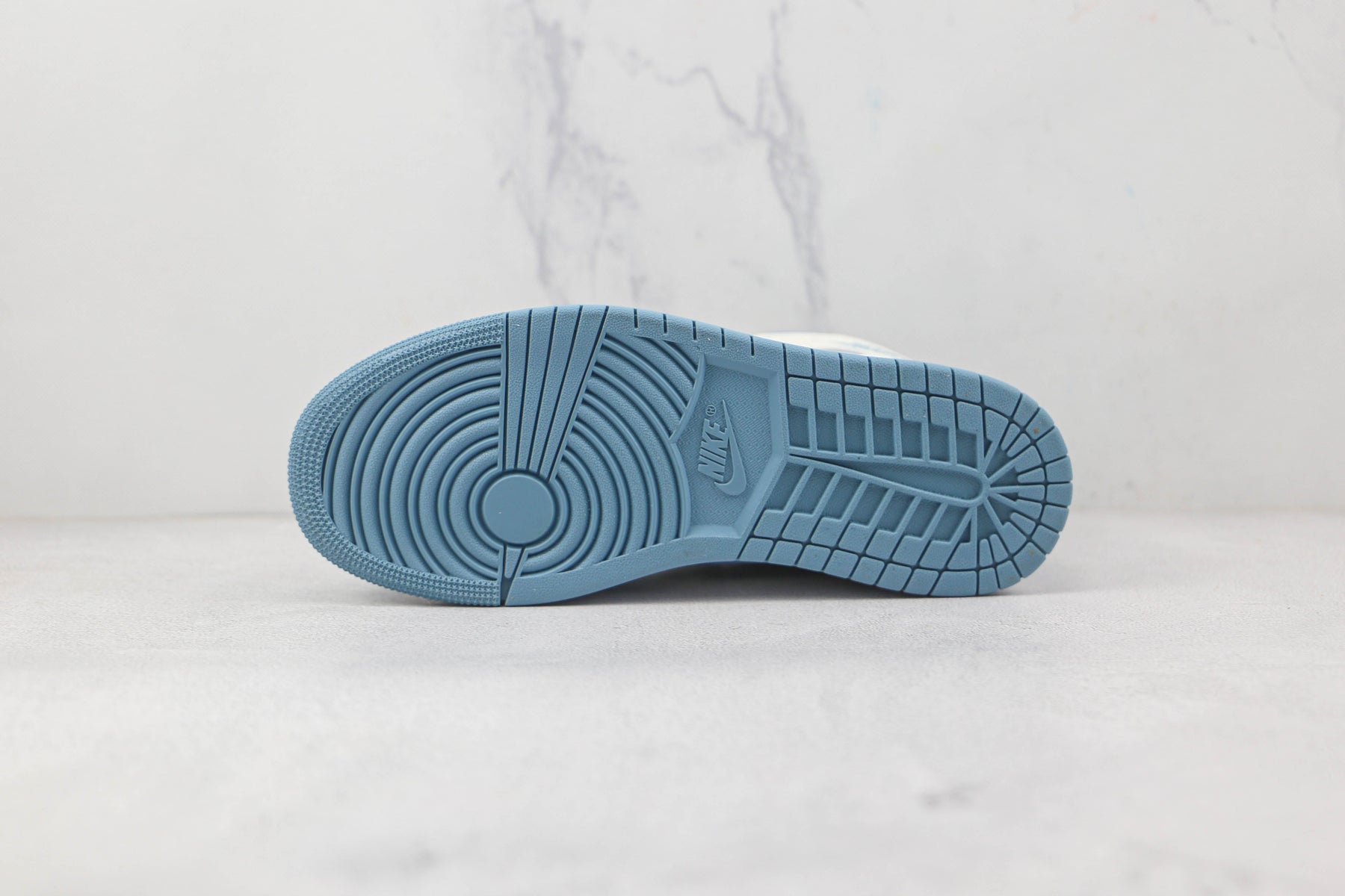 Jordan 1 Mid UNC - Luxe Premium Brazil
