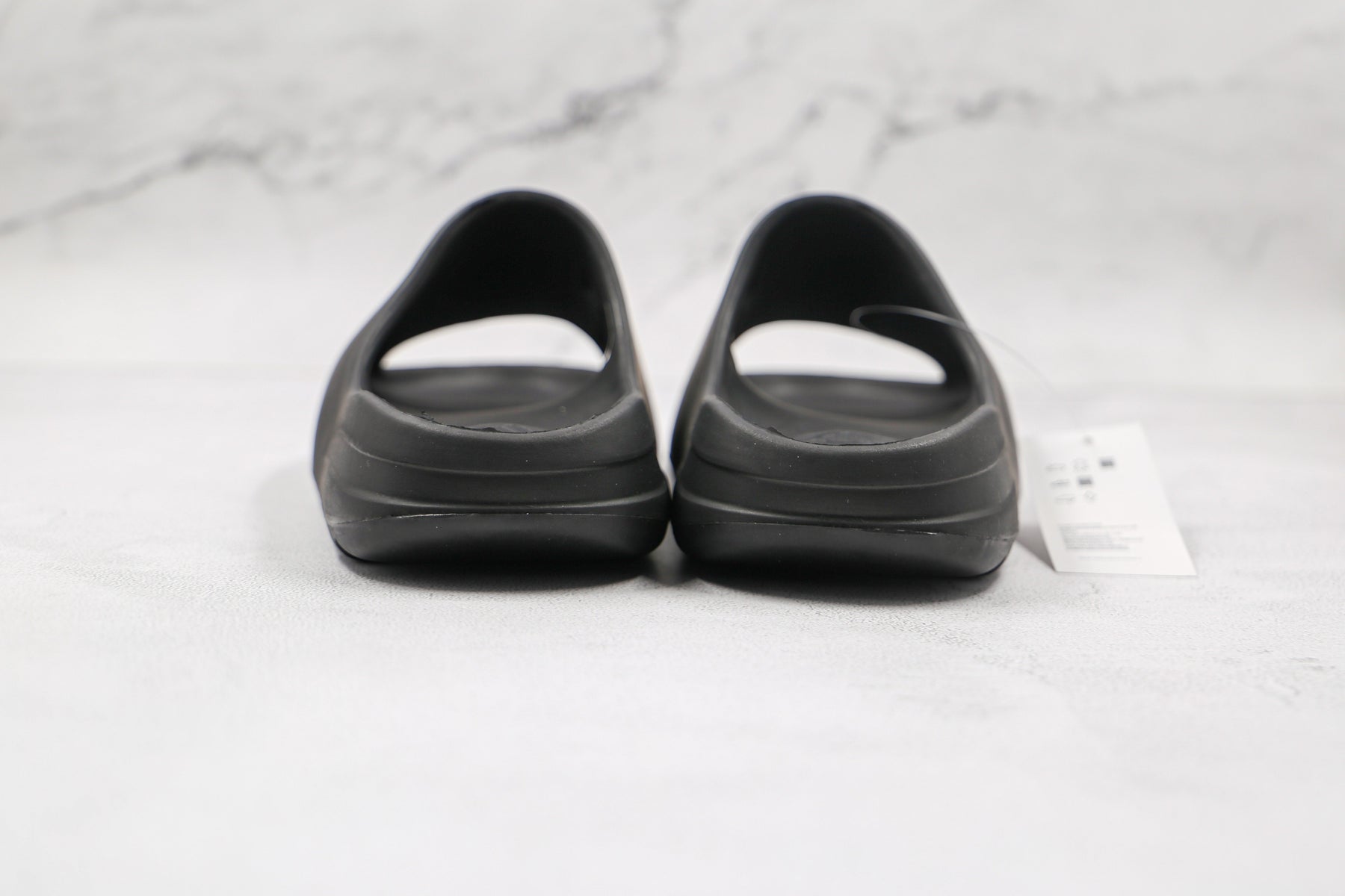 Adidas Yeezy Slide Onyx - Luxe Premium Brazil