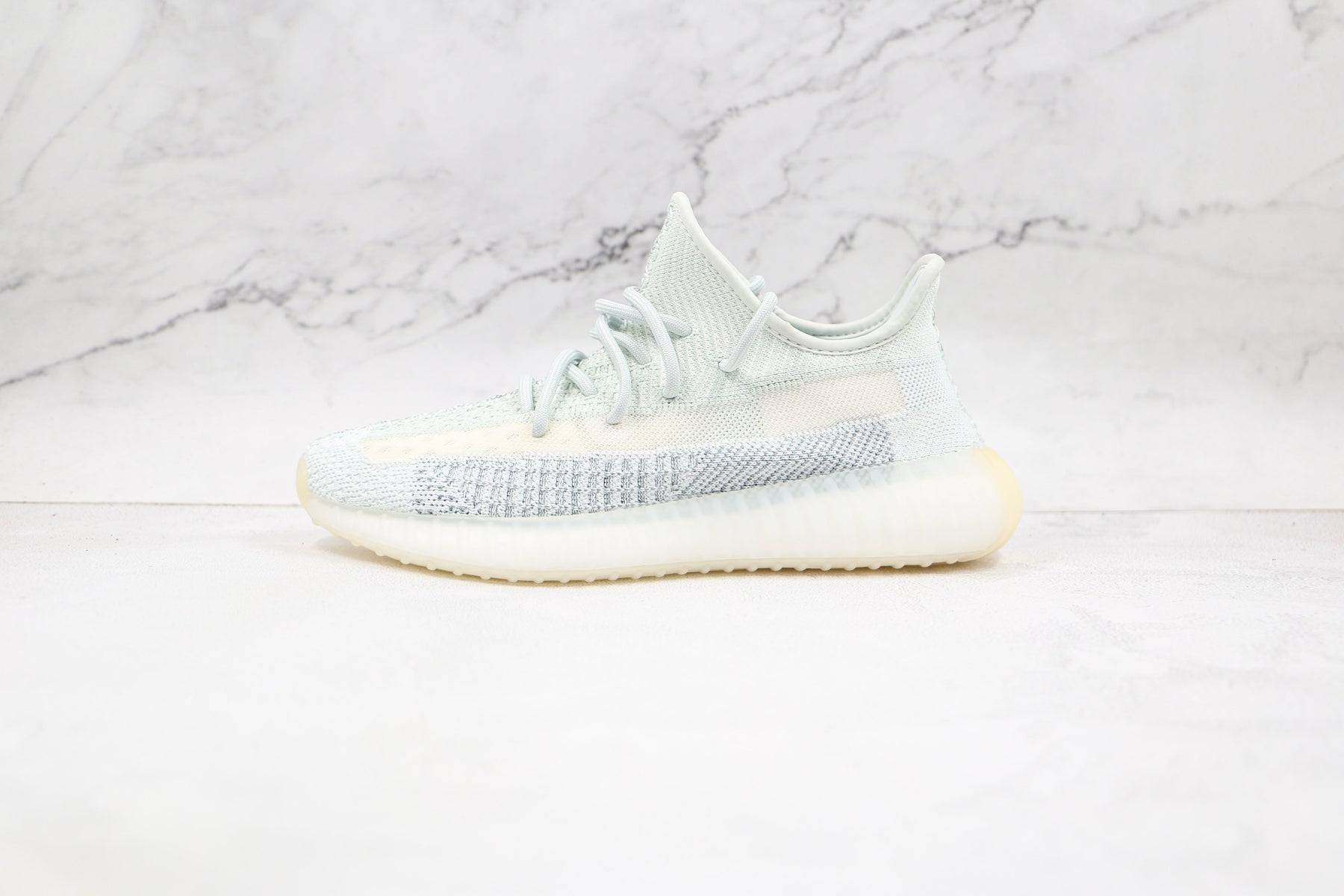 Adidas Yeezy Boost 350 V2 Cloud White (Reflective) - Luxe Premium Brazil