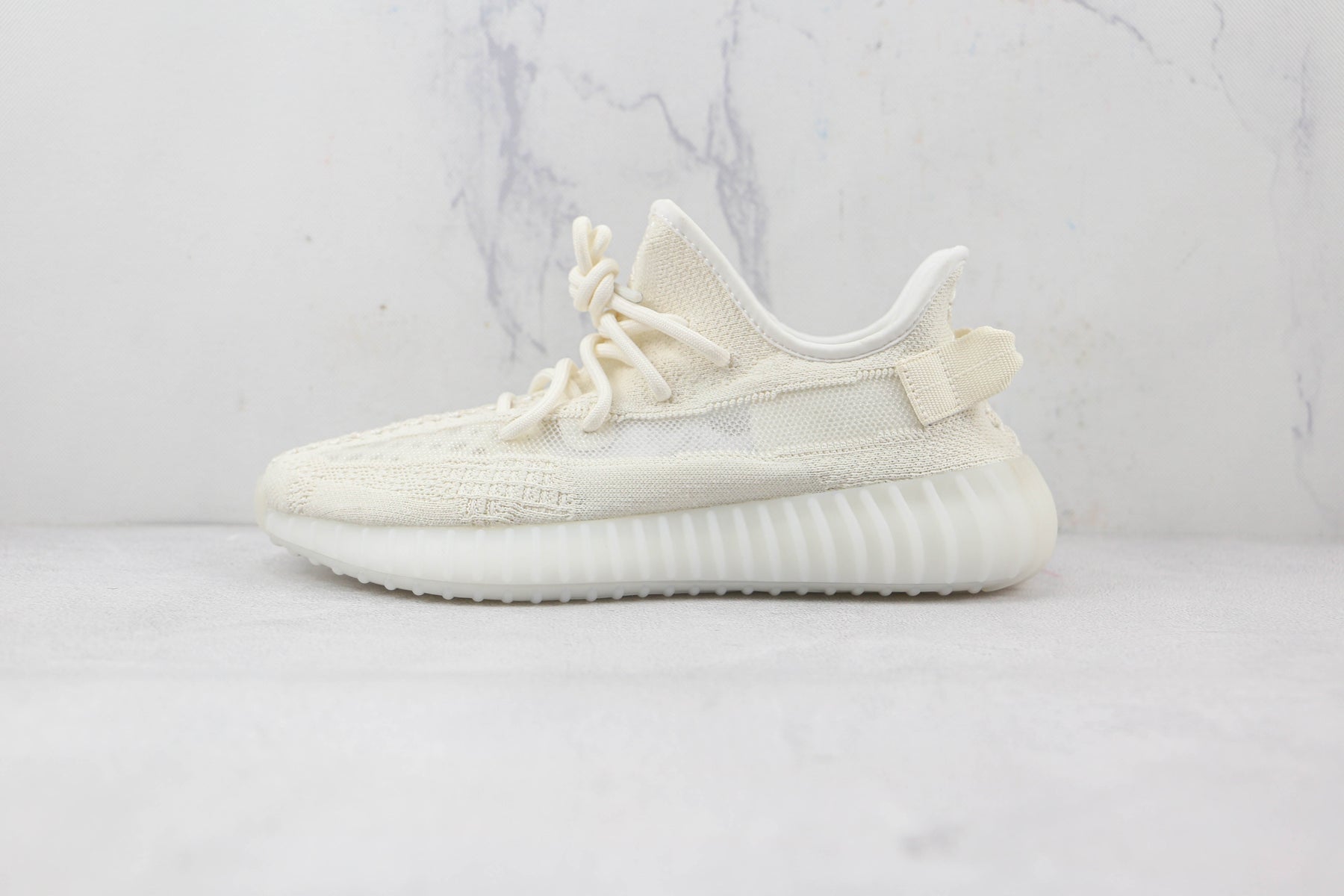 Adidas Yeezy Boost 350 V2 Bone - Luxe Premium Brazil