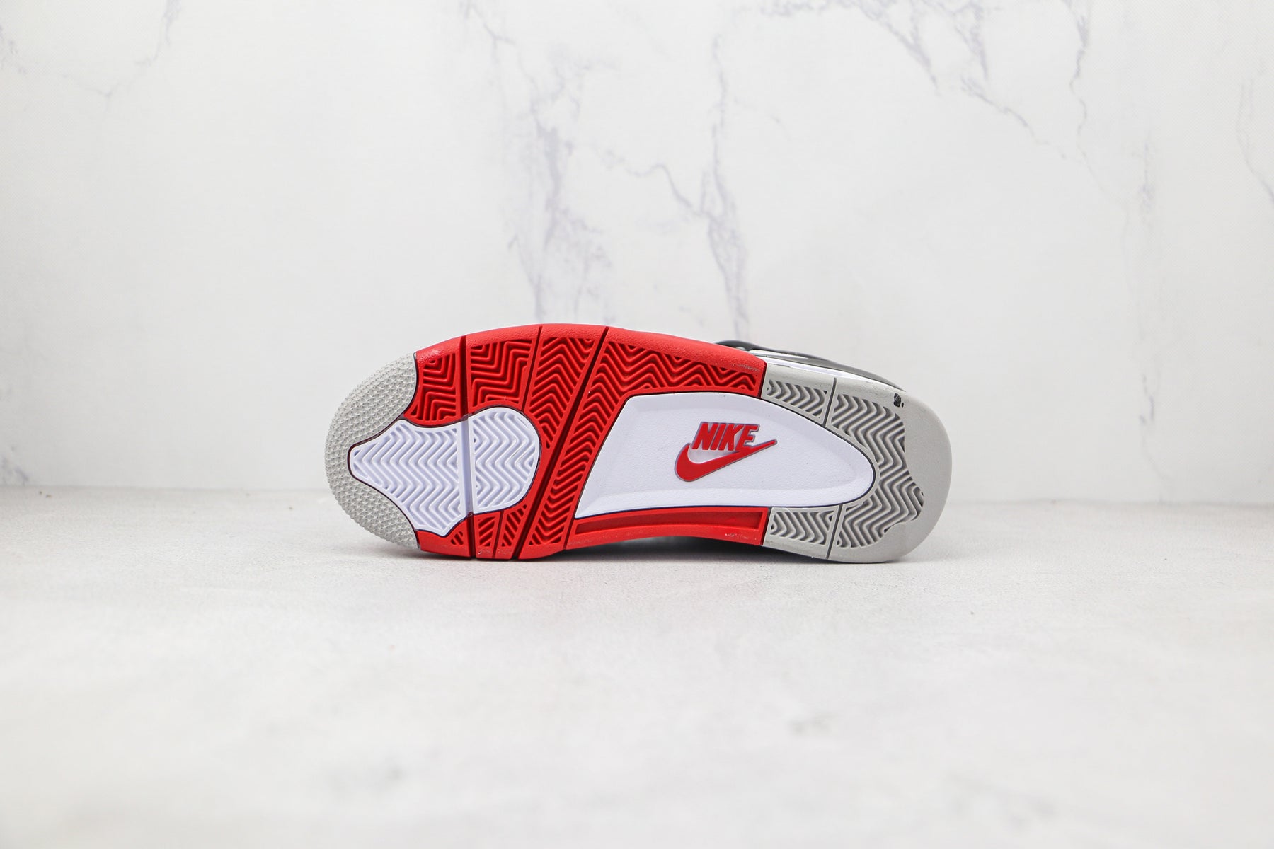 Jordan 4 Retro Fire Red - Luxe Premium Brazil