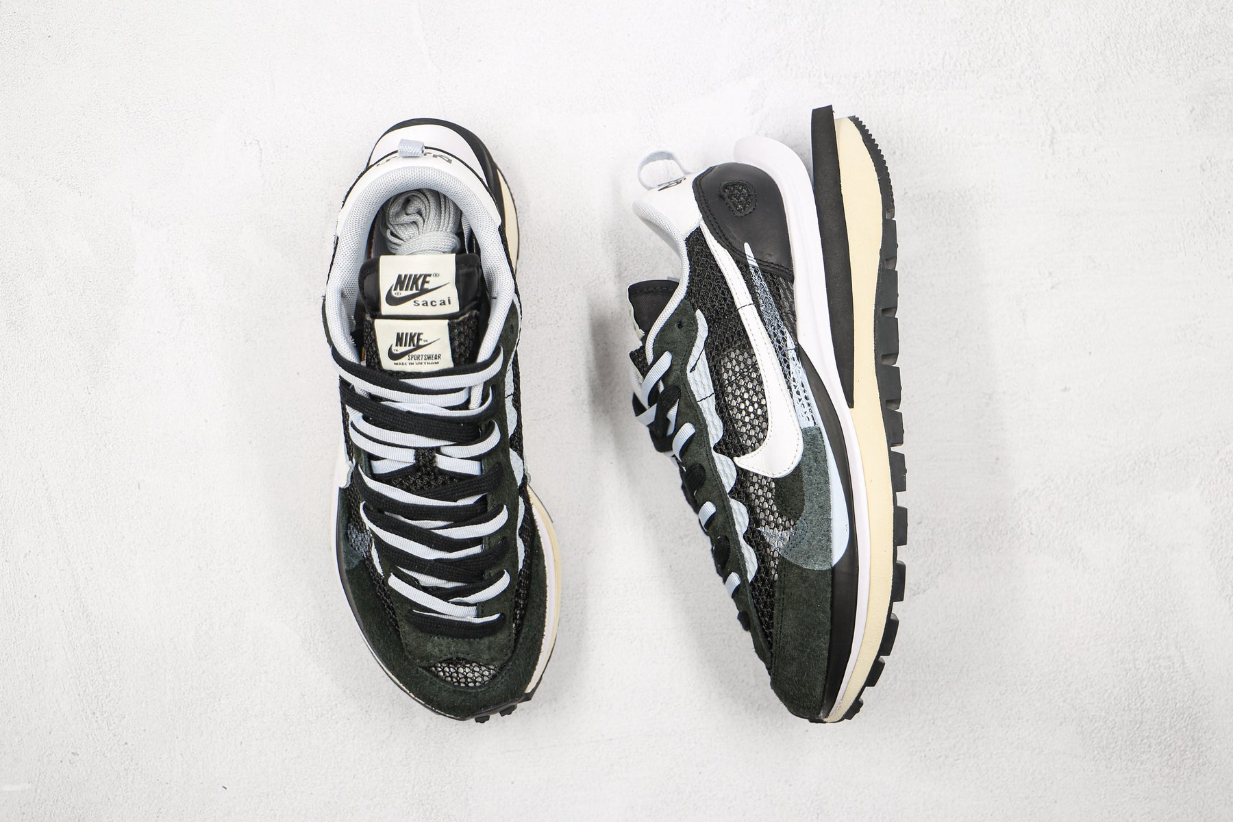 Nike Vaporwaffle Sacai Black White Luxe Premium Brazil
