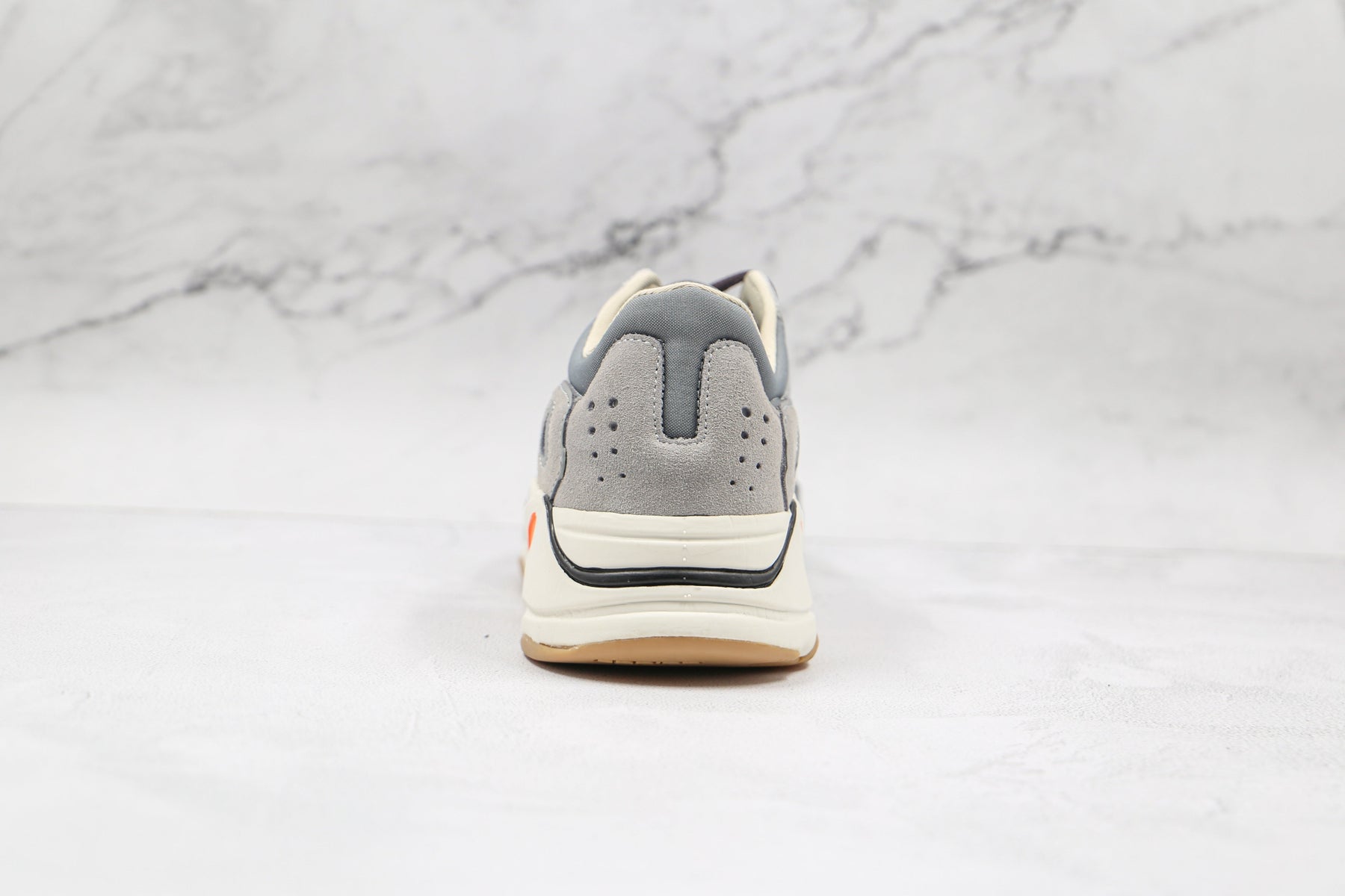 Adidas Yeezy Boost 700 Magnet - Luxe Premium Brazil