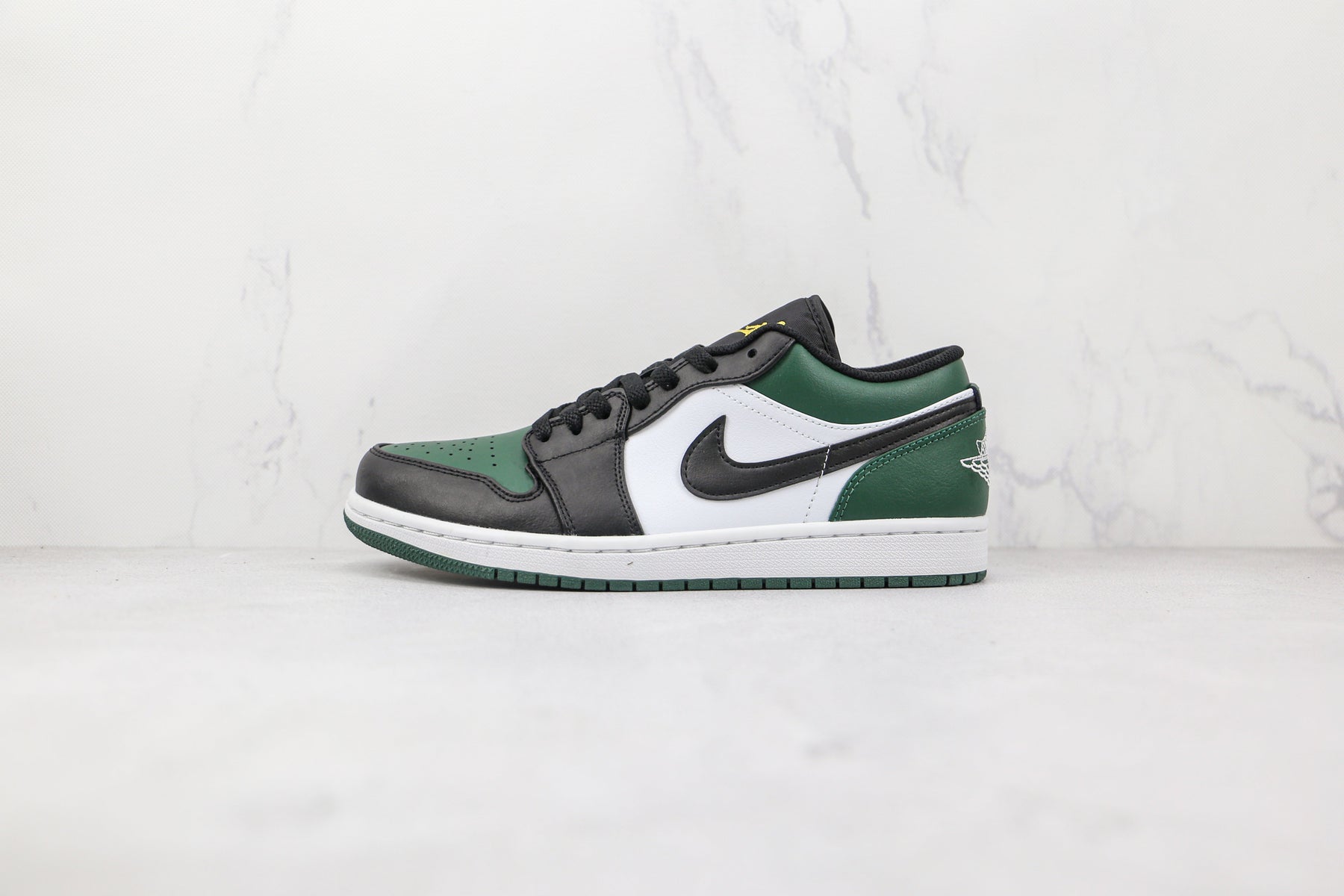 Jordan 1 Low Green Toe Luxe Premium Brazil