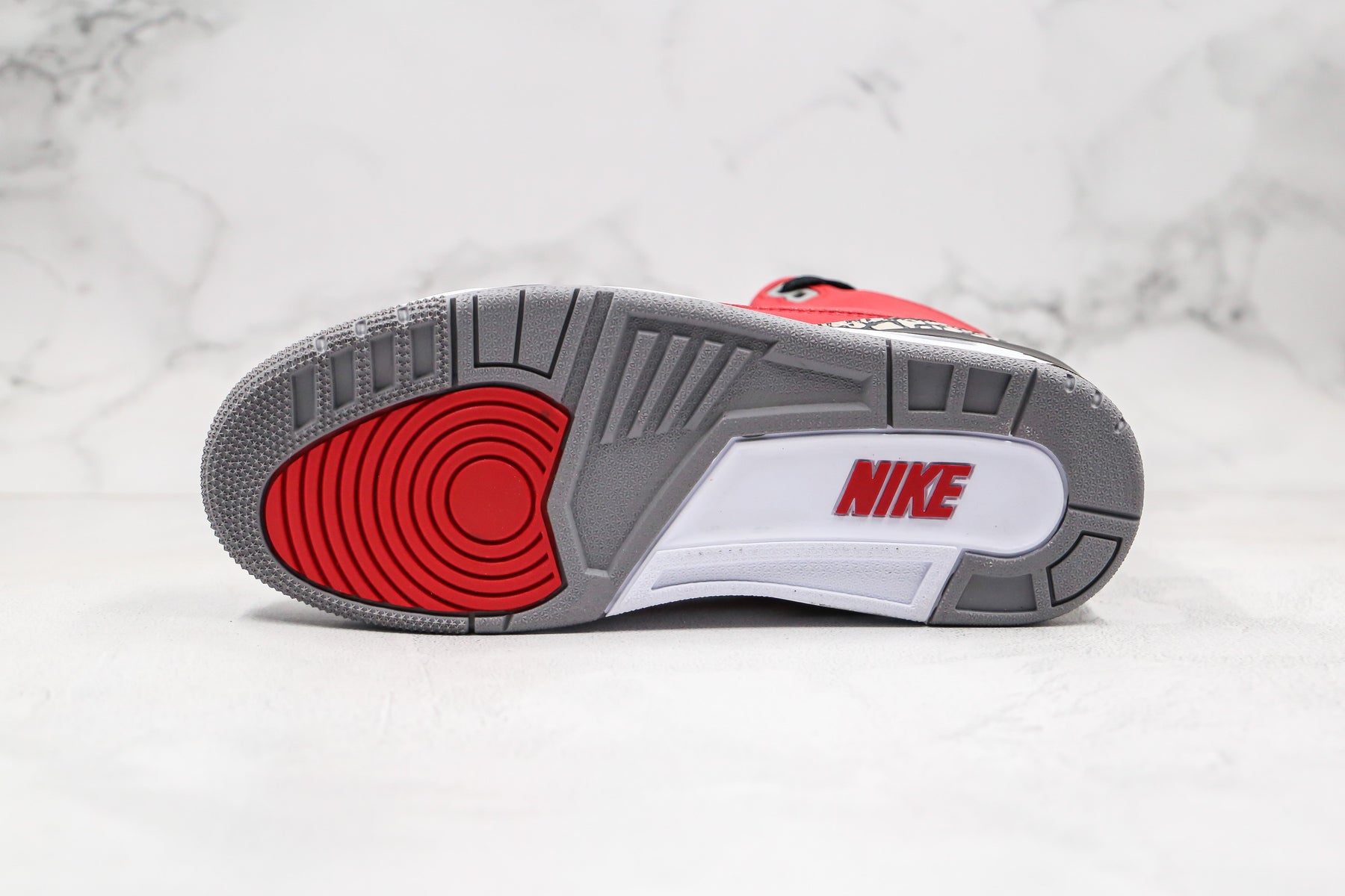 Jordan 3 Retro Unite Fire Red - Luxe Premium Brazil