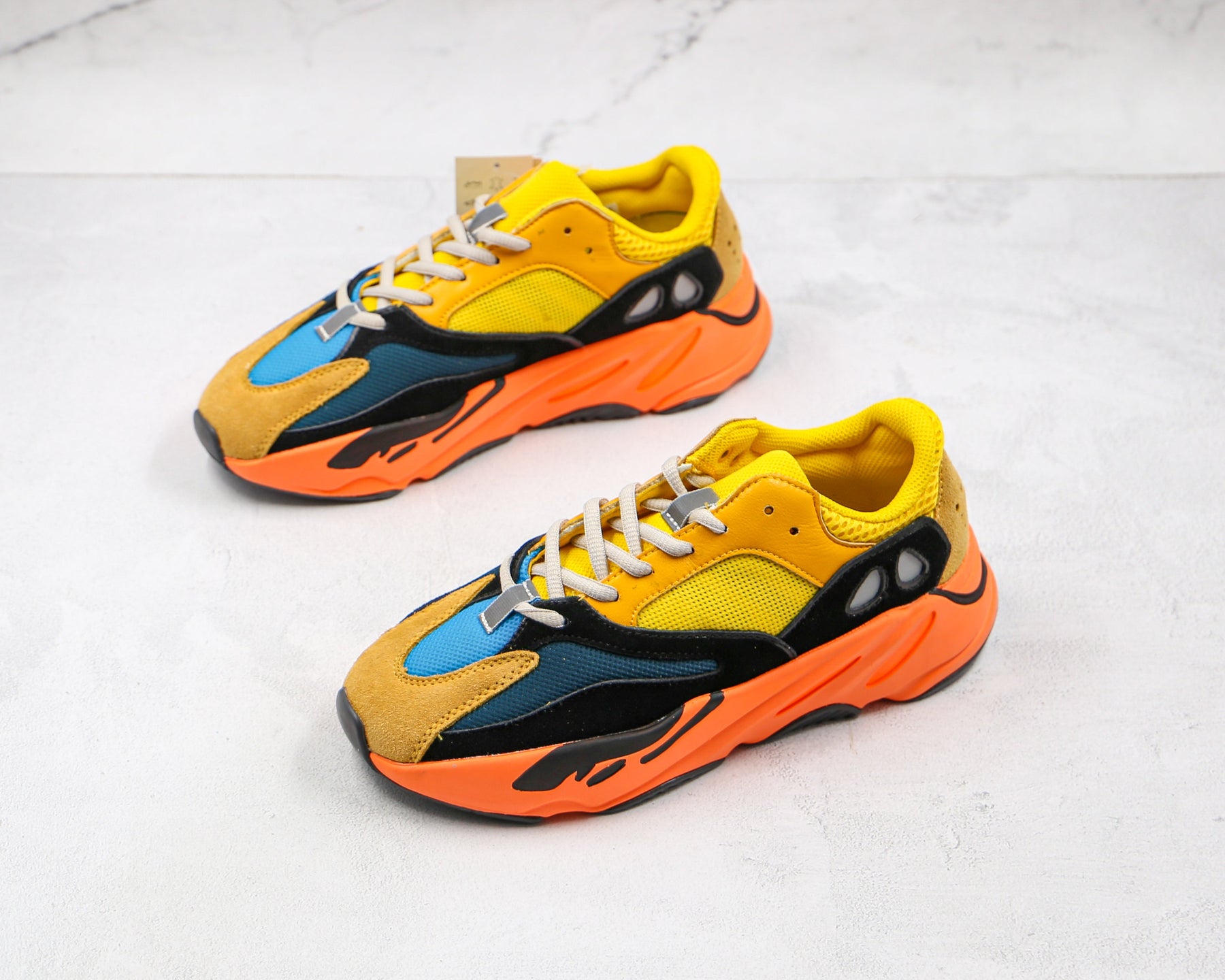 Adidas Yeezy Boost 700 Sun - Luxe Premium Brazil