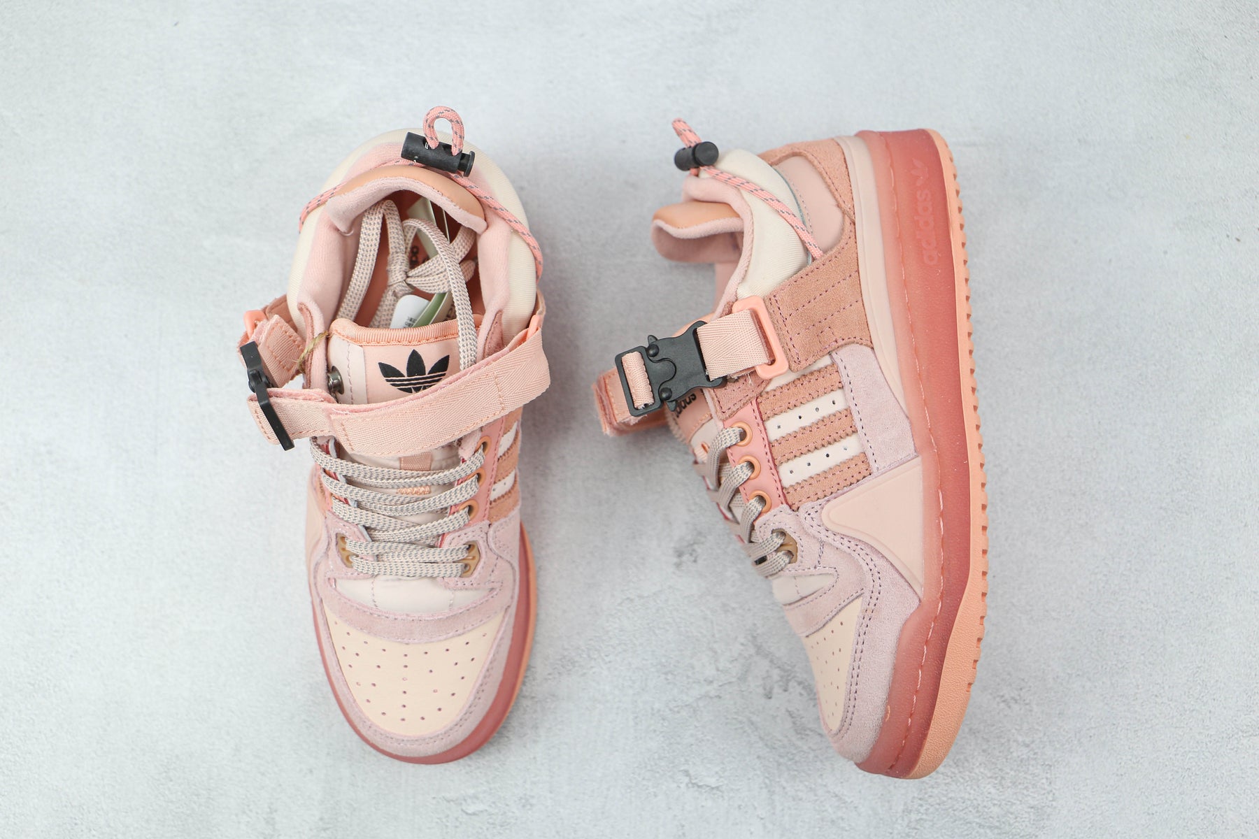 Adidas Bad Bunny Pink Easter Egg - Luxe Premium Brazil