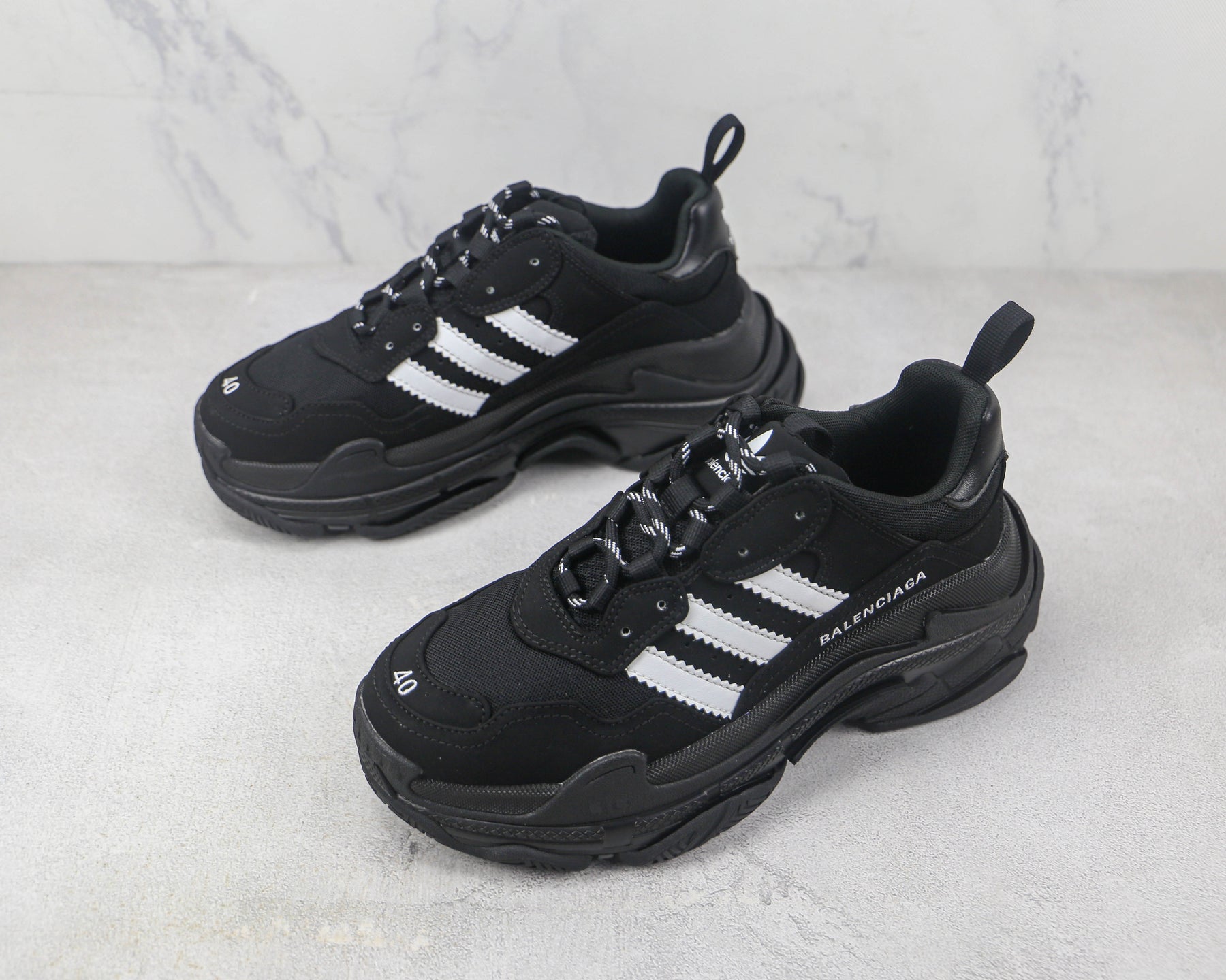 Balenciaga X Adidas Black White - Luxe Premium Brazil