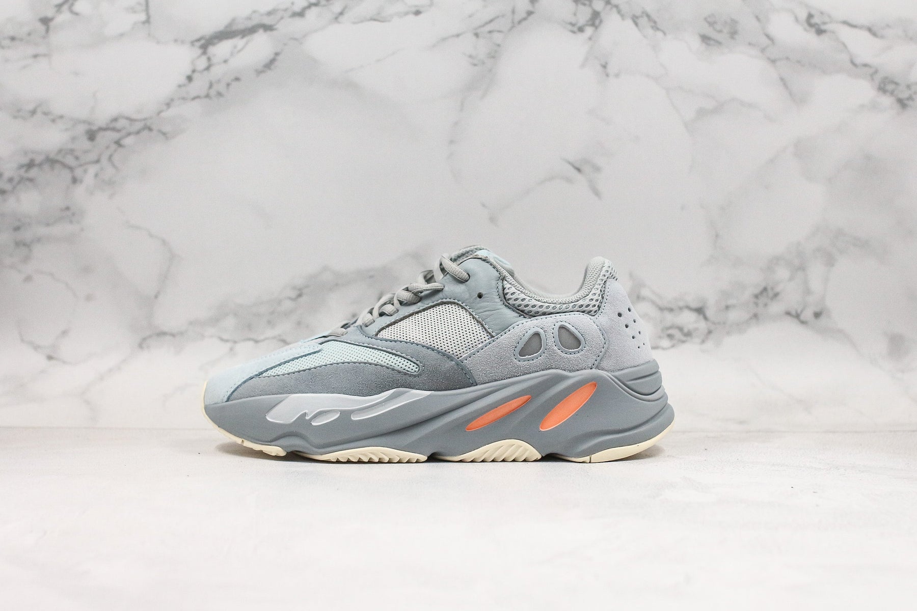 Adidas Yeezy Boost 700 Inertia - Luxe Premium Brazil