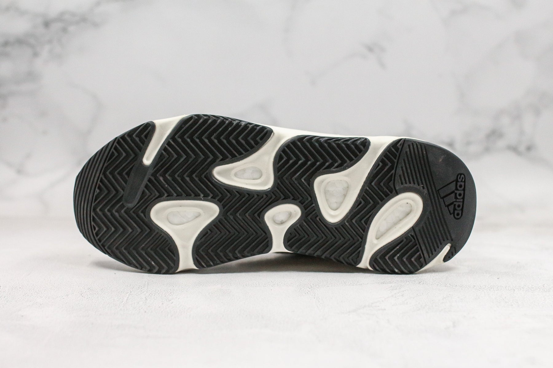 Adidas Yeezy Boost 700 V2 Static - Luxe Premium Brazil