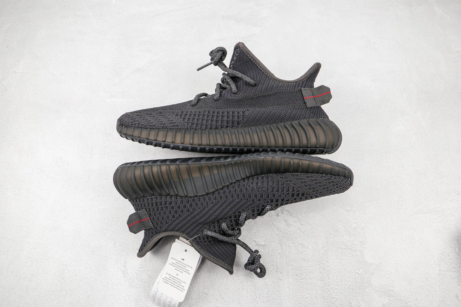 Adidas Yeezy Boost 350 V2 Black (Non-Reflective) - Luxe Premium Brazil