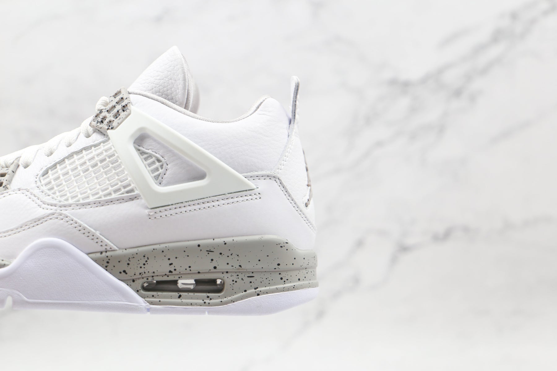 Jordan 4 Retro White Oreo - Luxe Premium Brazil