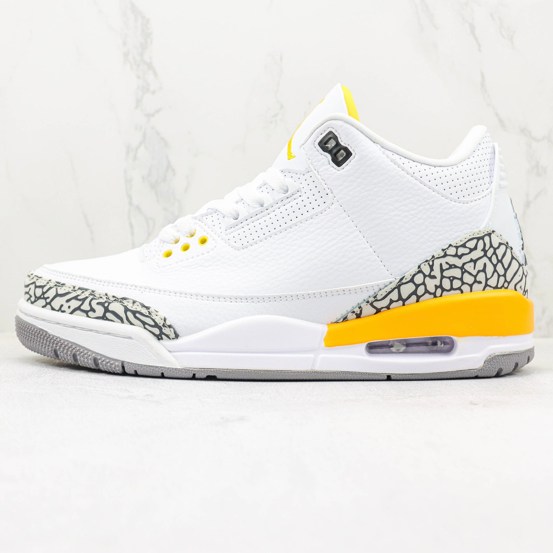 Jordan 3 Retro Laser Orange - Luxe Premium Brazil