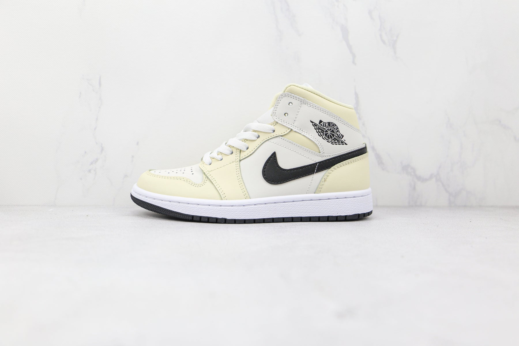 Jordan 1 Mid Coconut Milk - Luxe Premium Brazil