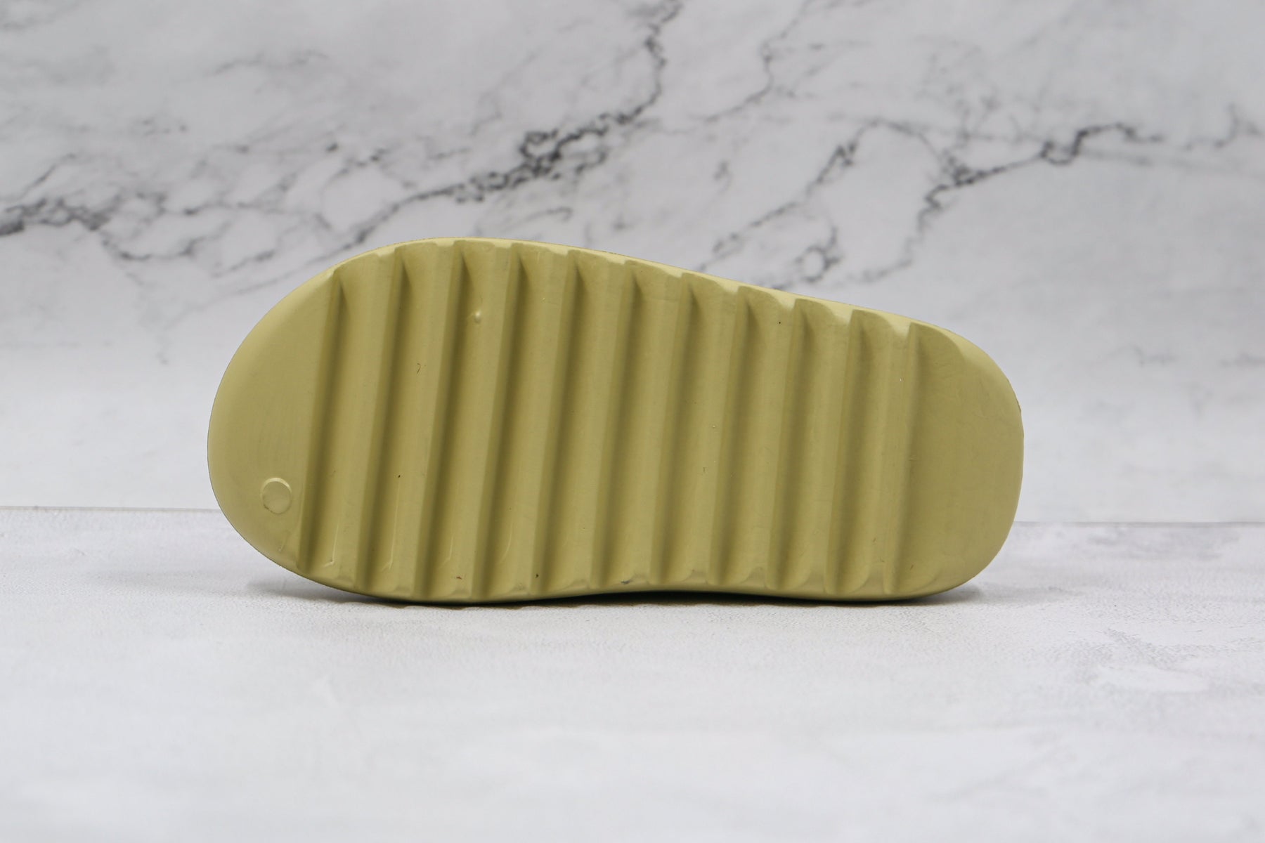 Adidas Yeezy Slide Resin - Luxe Premium Brazil