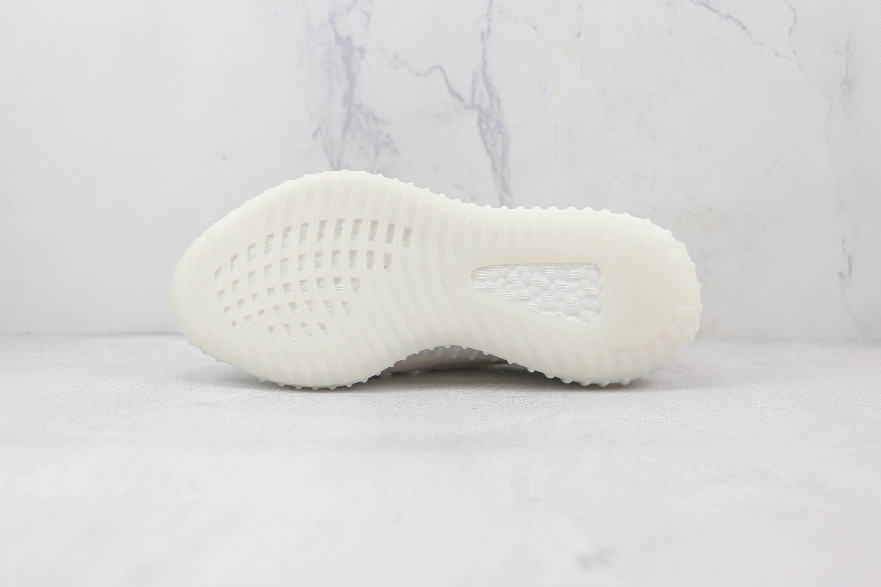 Adidas Yeezy Boost 350 V2 Bone - Luxe Premium Brazil