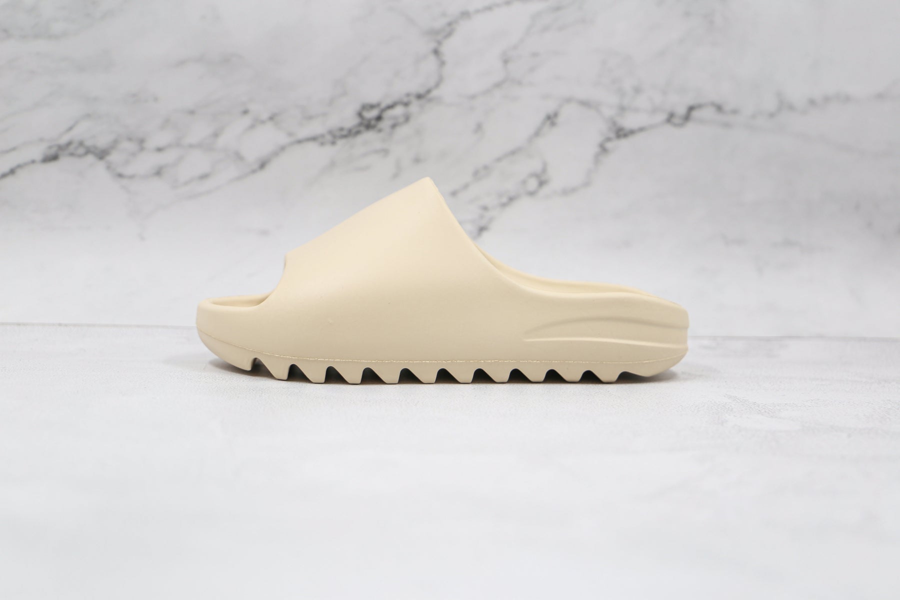 Adidas Yeezy Slide Bone - Luxe Premium Brazil