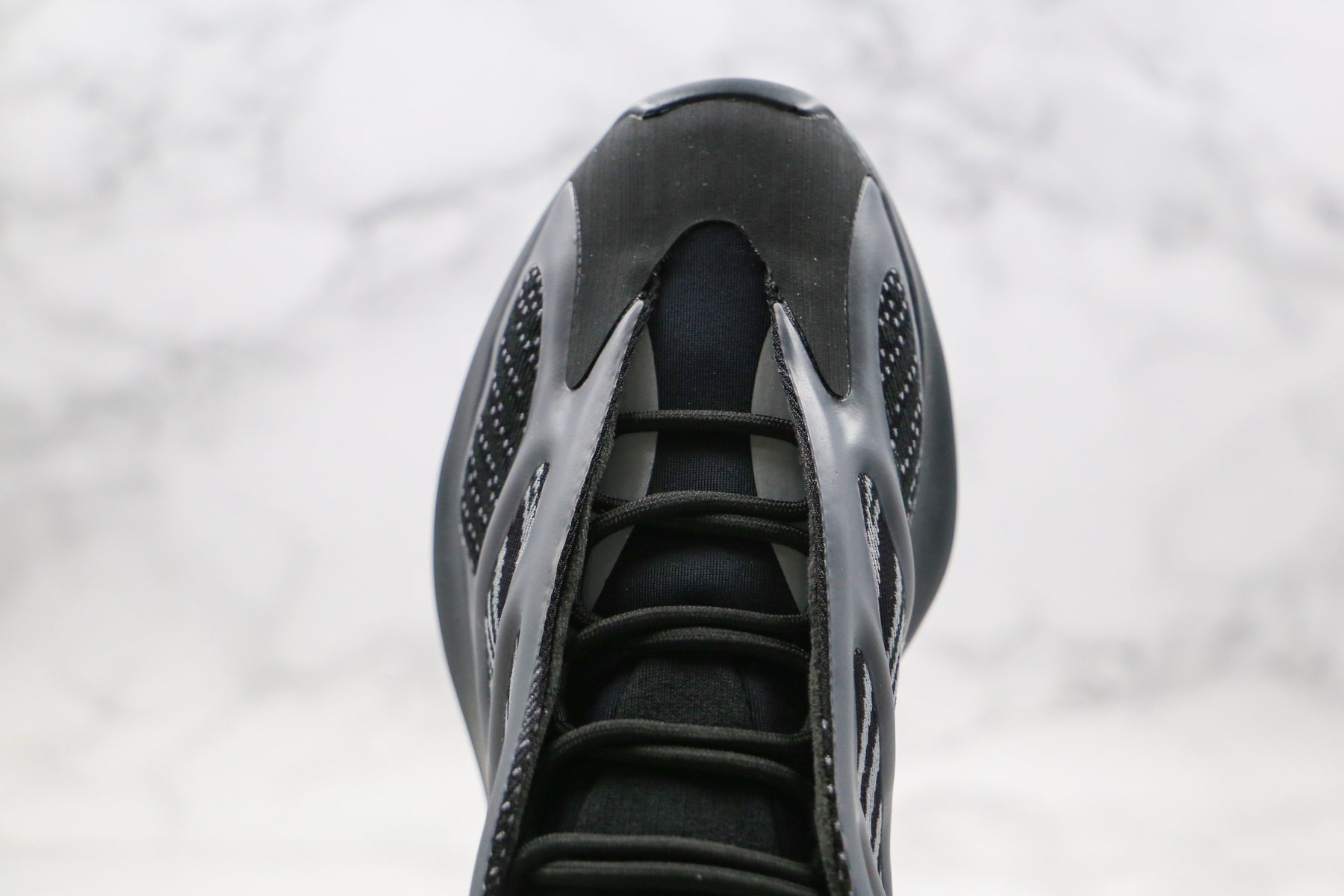 Adidas Yeezy Boost 700 V3 Alvah - Luxe Premium Brazil
