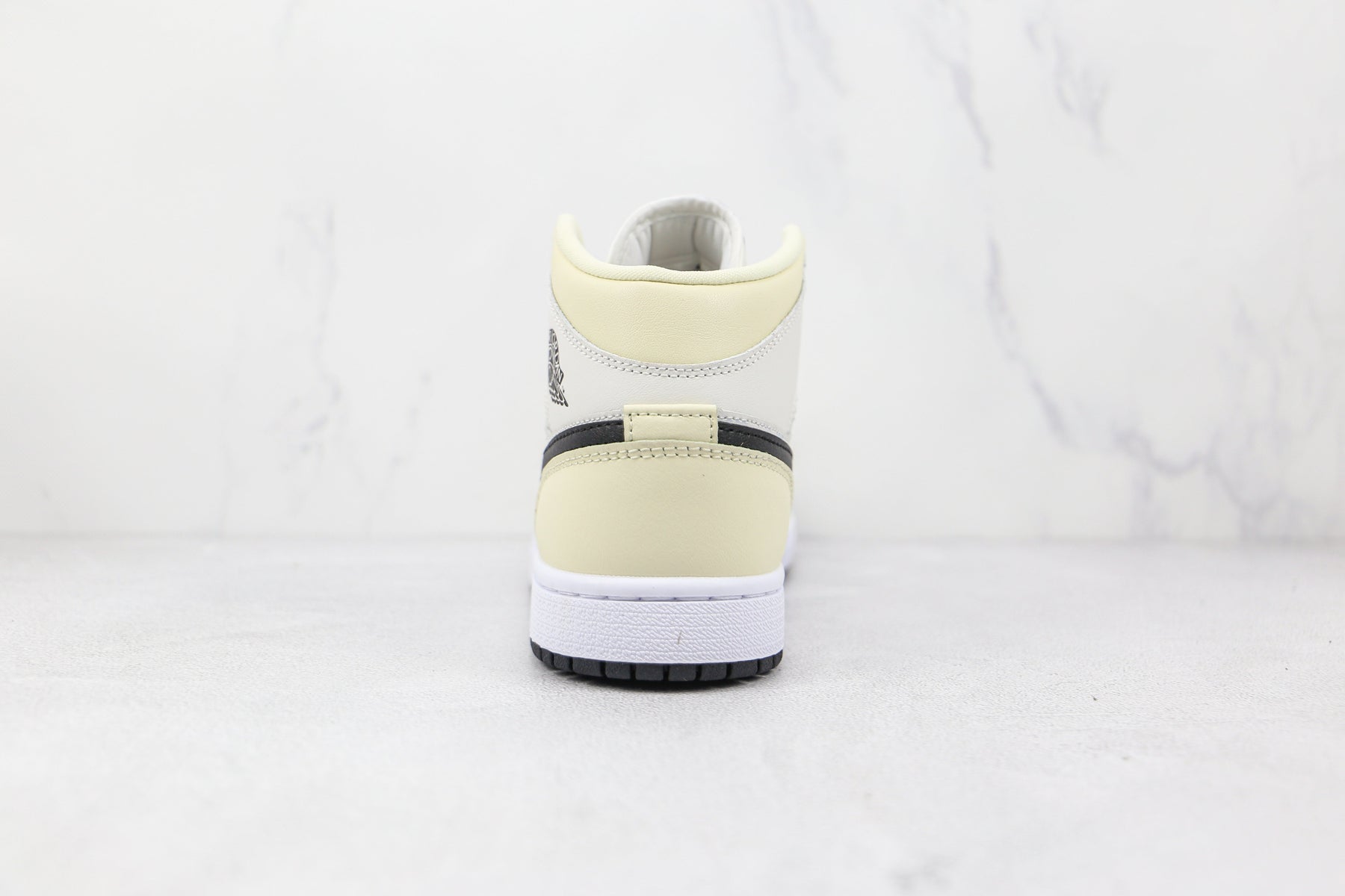 Jordan 1 Mid Coconut Milk - Luxe Premium Brazil