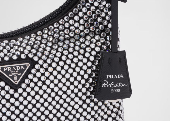 Bolsa em Cetim com Cristais Prada Re-Edition 2000 Luxe Premium Brazil