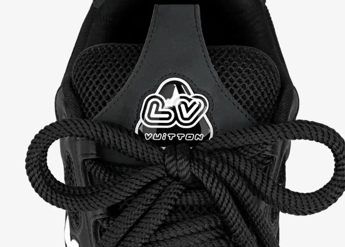 Louis Vuitton LV Skate Sneaker Black White Luxe Premium Brazil
