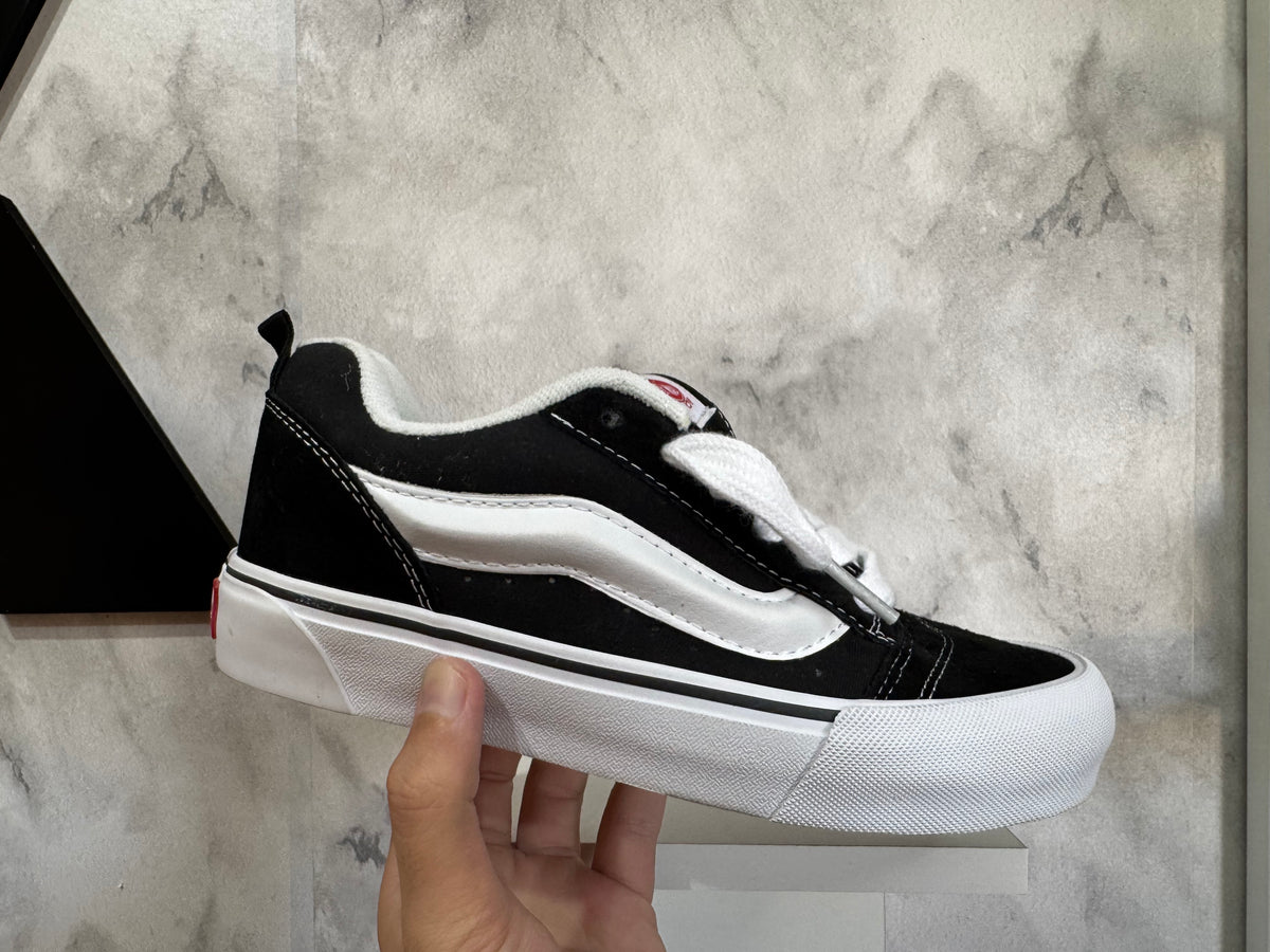 Vans Knu Skool Black White (Pronta Entrega)