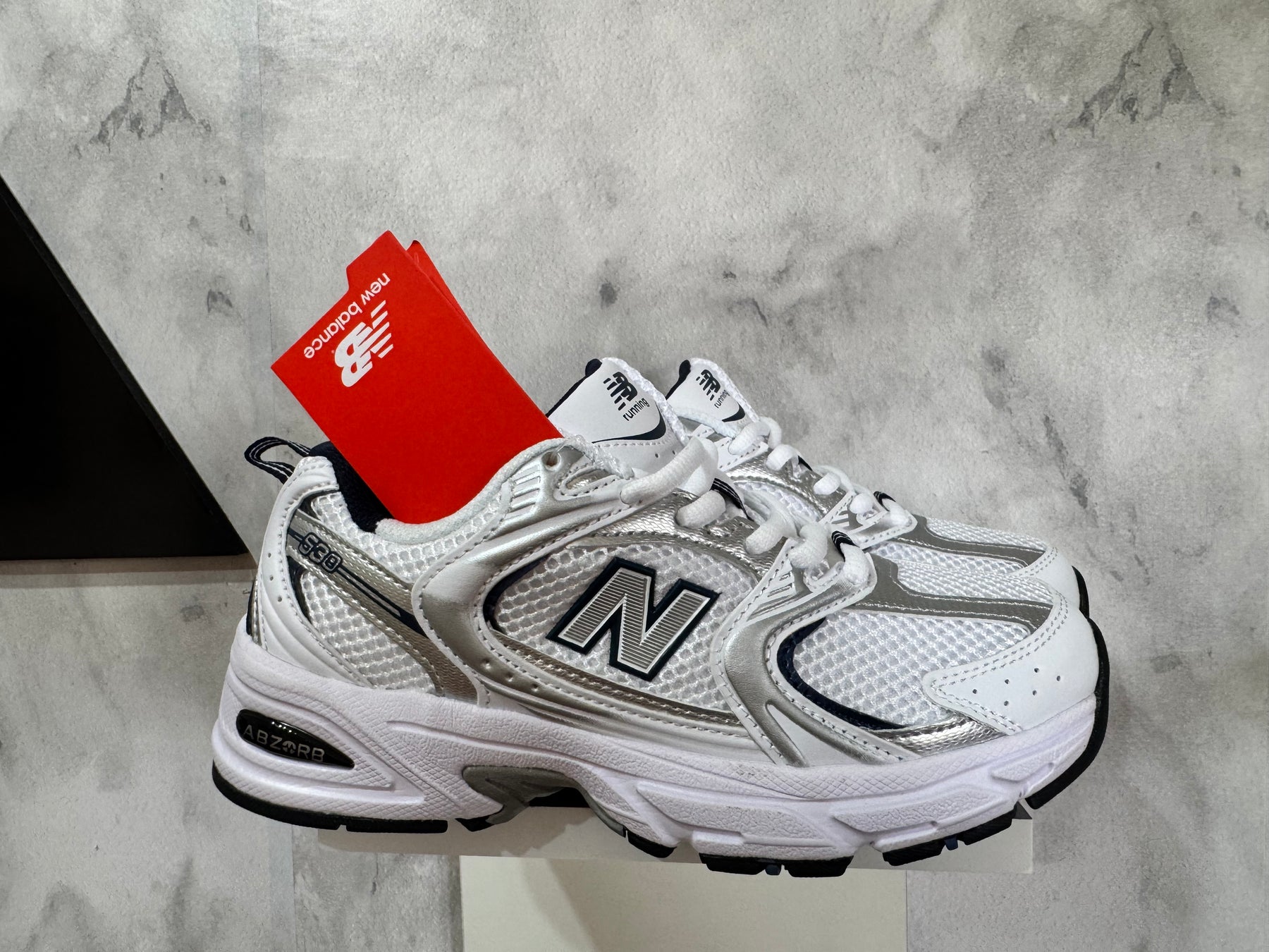New Balance 530 White Silver Navy (Pronta Entrega)